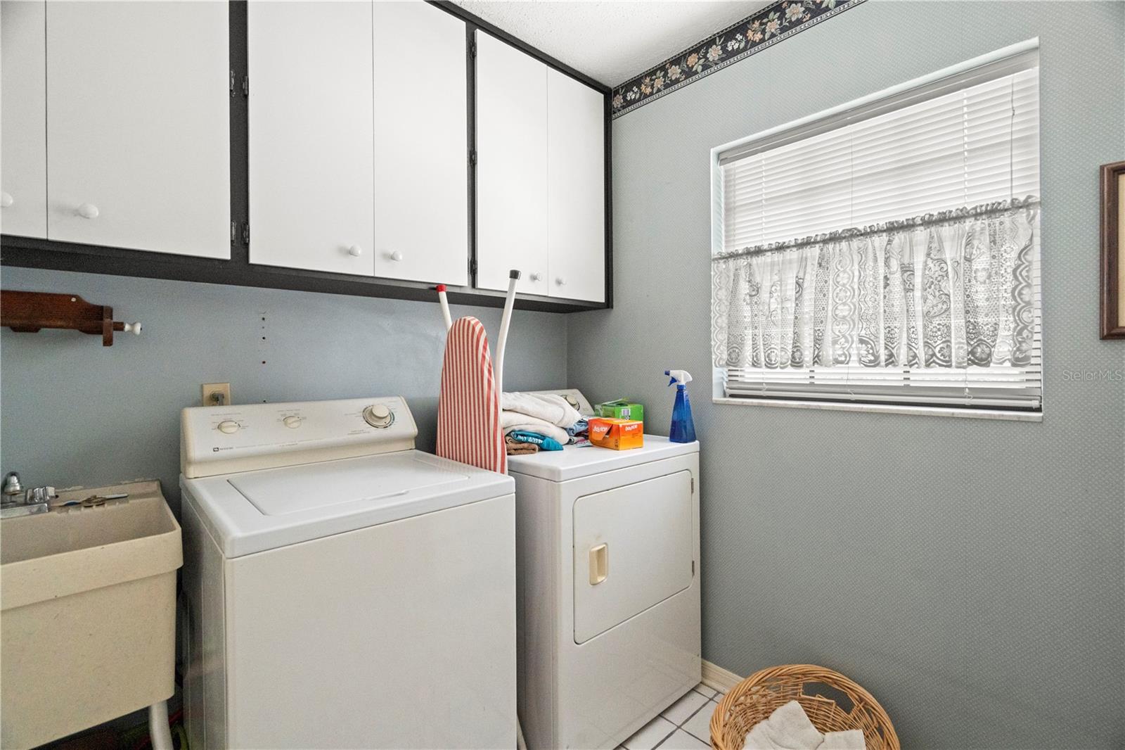 CARROLLWOOD SUB UNIT 22B - Residential