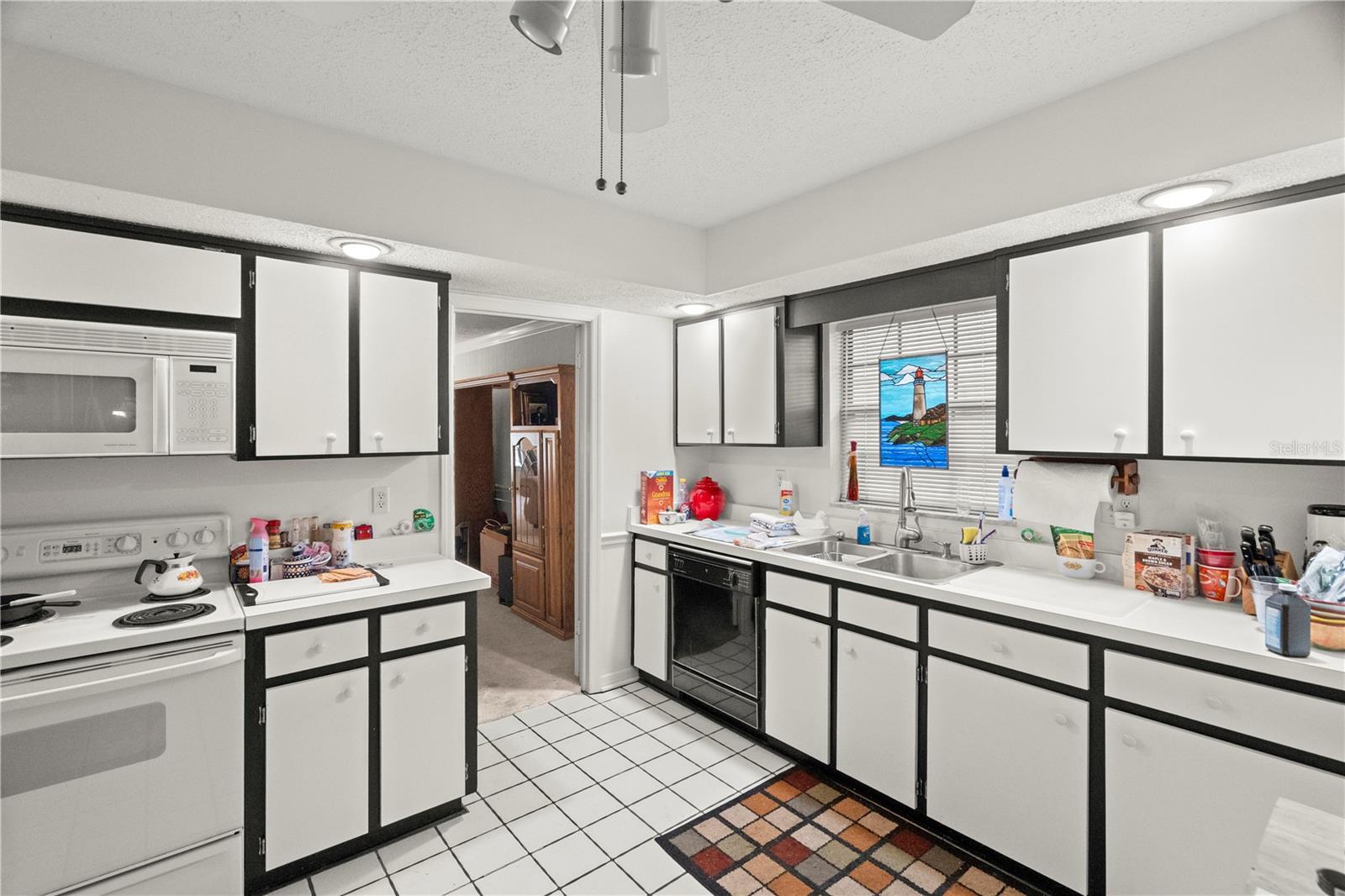 CARROLLWOOD SUB UNIT 22B - Residential