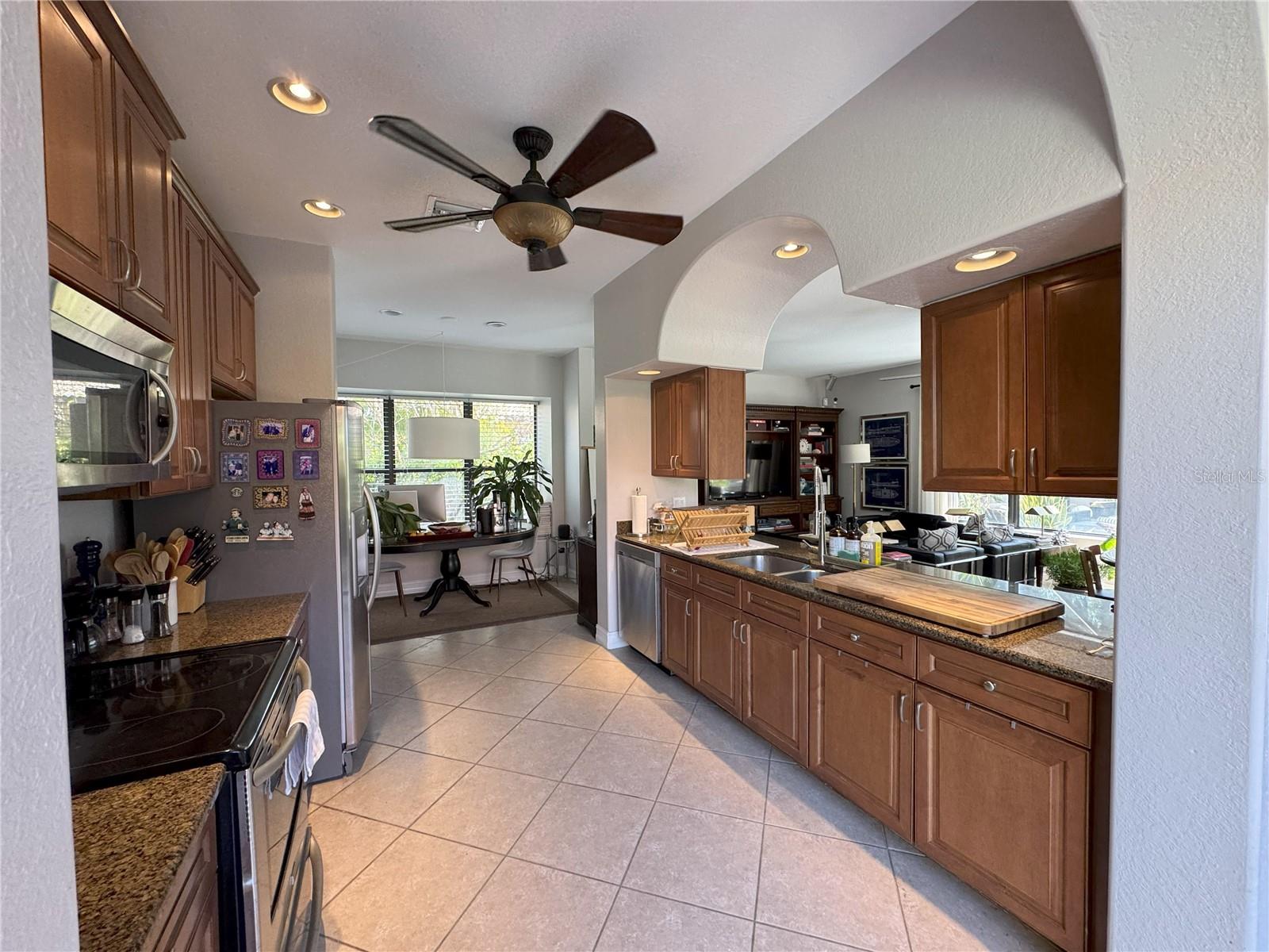 11914 COUNTRY DAY CIRCLE