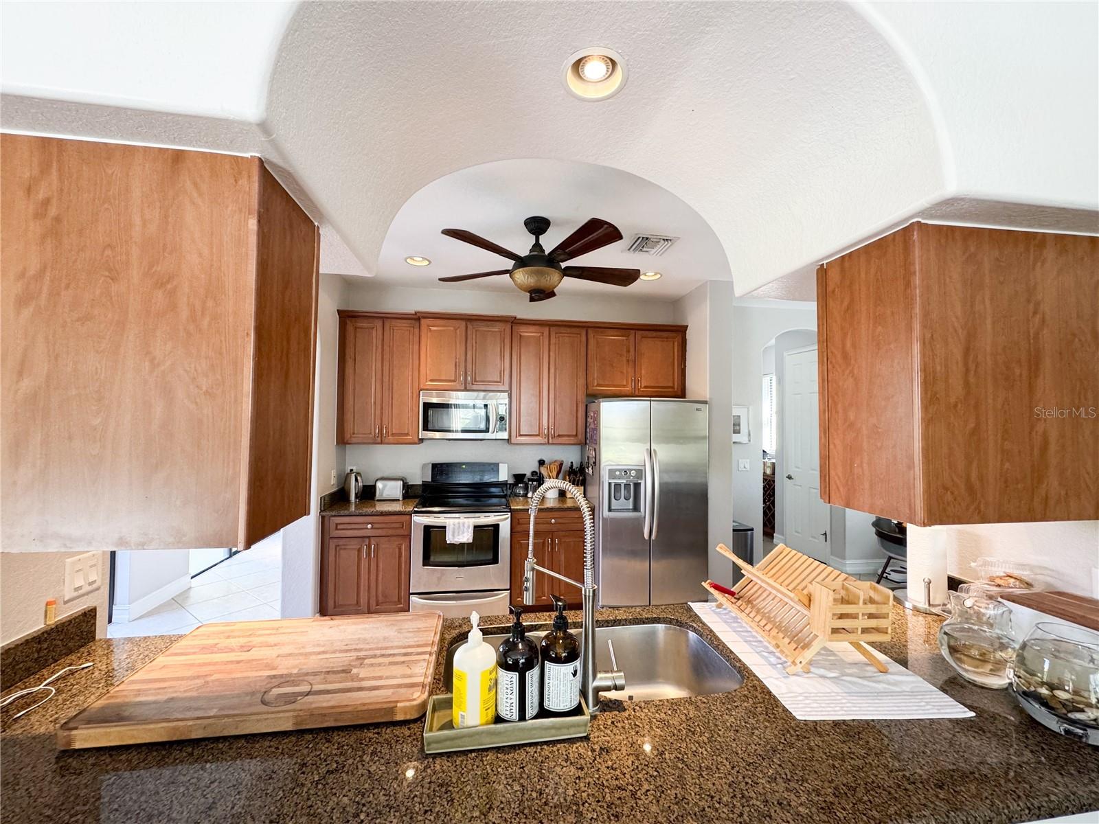 11914 COUNTRY DAY CIRCLE