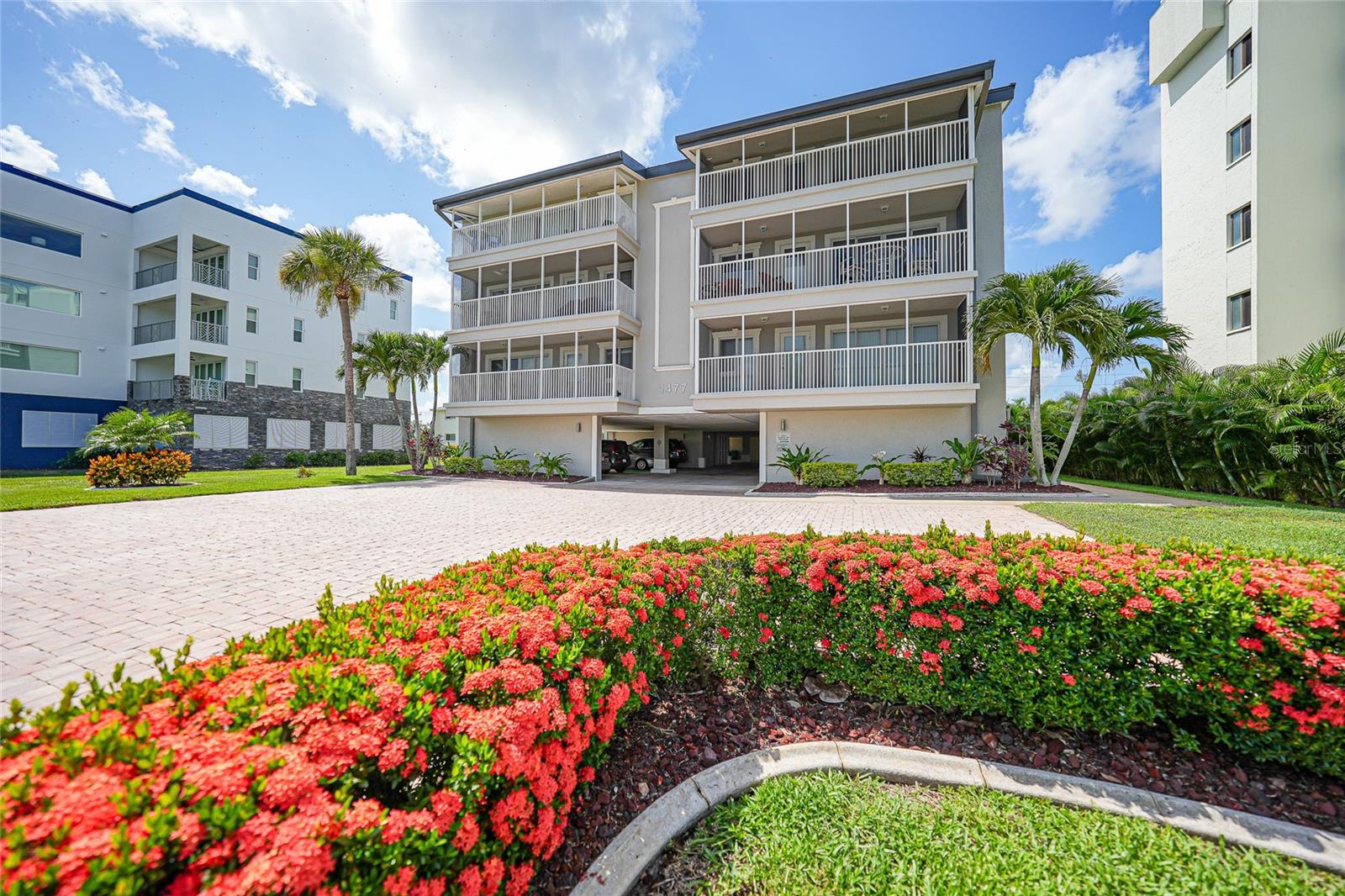 PARK BCH CLUB ASSOCIATION CONDO - Residential