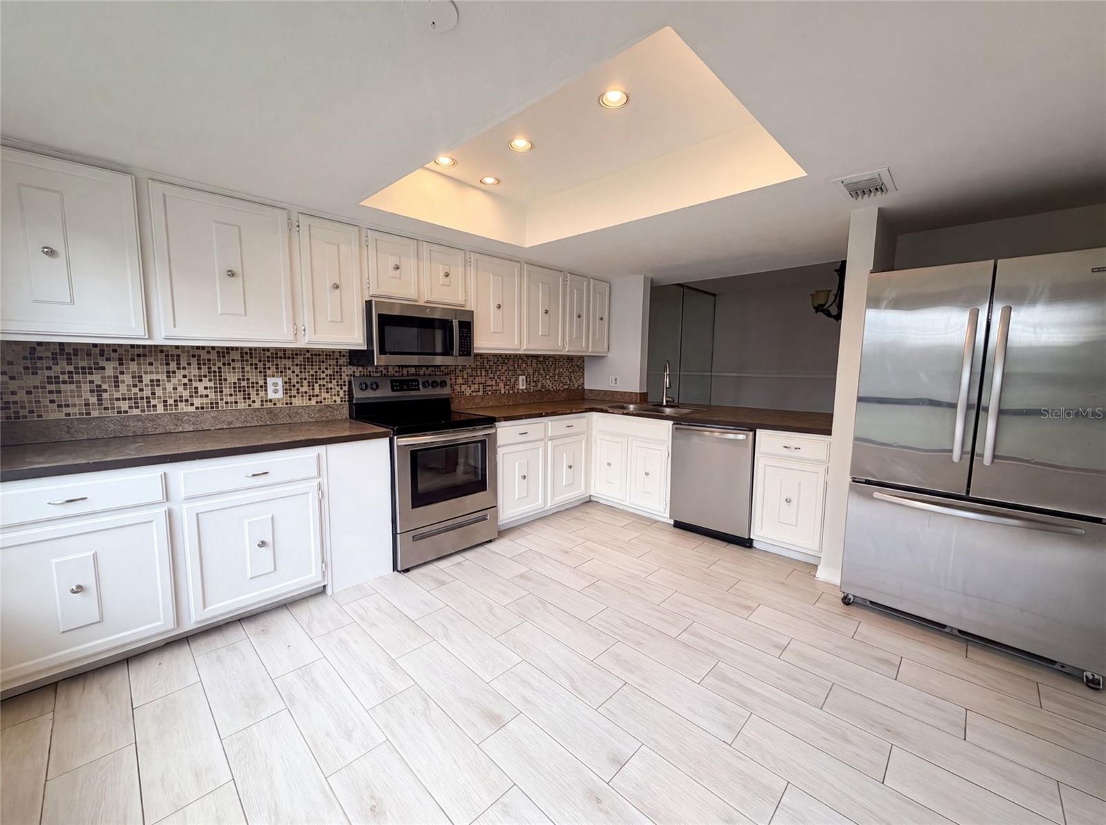 4747 PURITAN CIRCLE 523