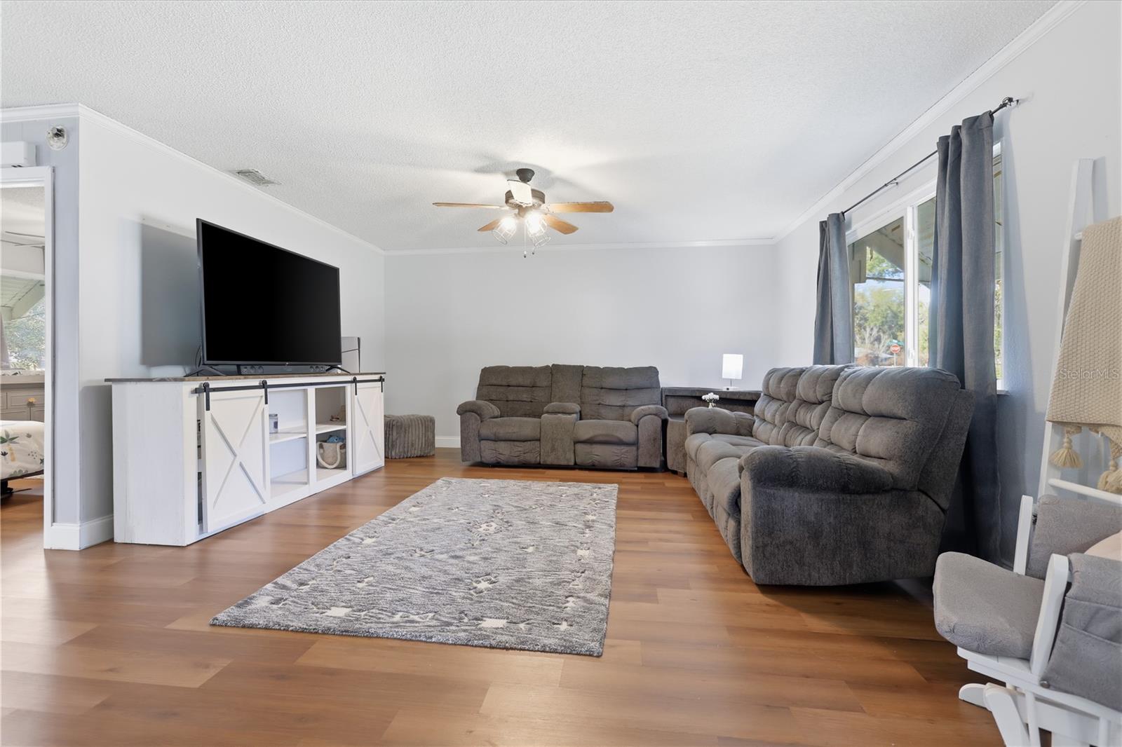 1842 ROYAL PALM DRIVE