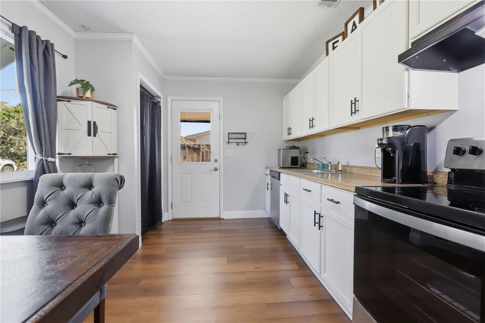 1842 ROYAL PALM DRIVE