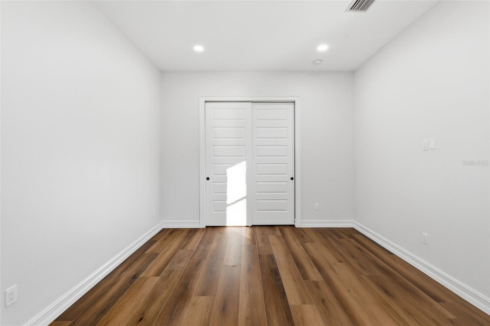 TYRONE - Residential