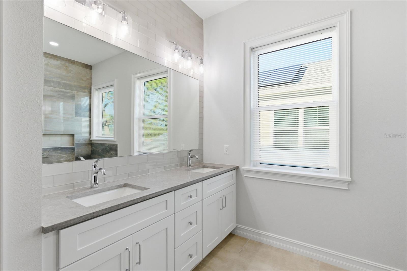 TYRONE - Residential