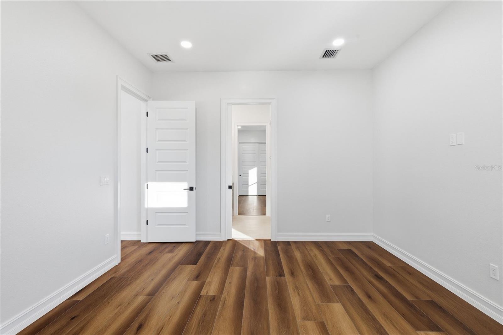 TYRONE - Residential