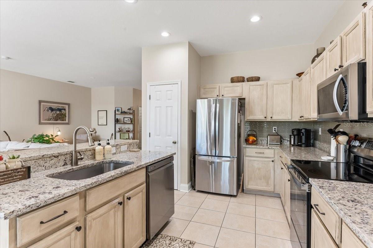 GLENN LAKES PH 4 - Residential