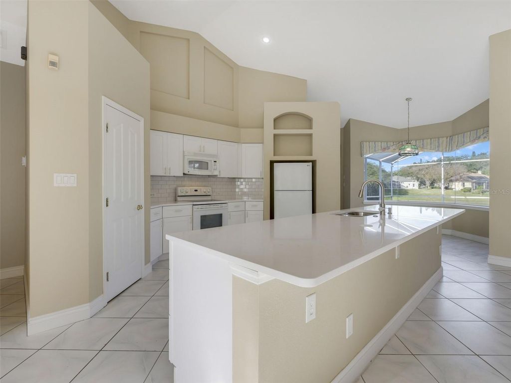 Photo of 7871 Canyon Lake Circle, Orlando, FL 32835 (MLS # O6386354)