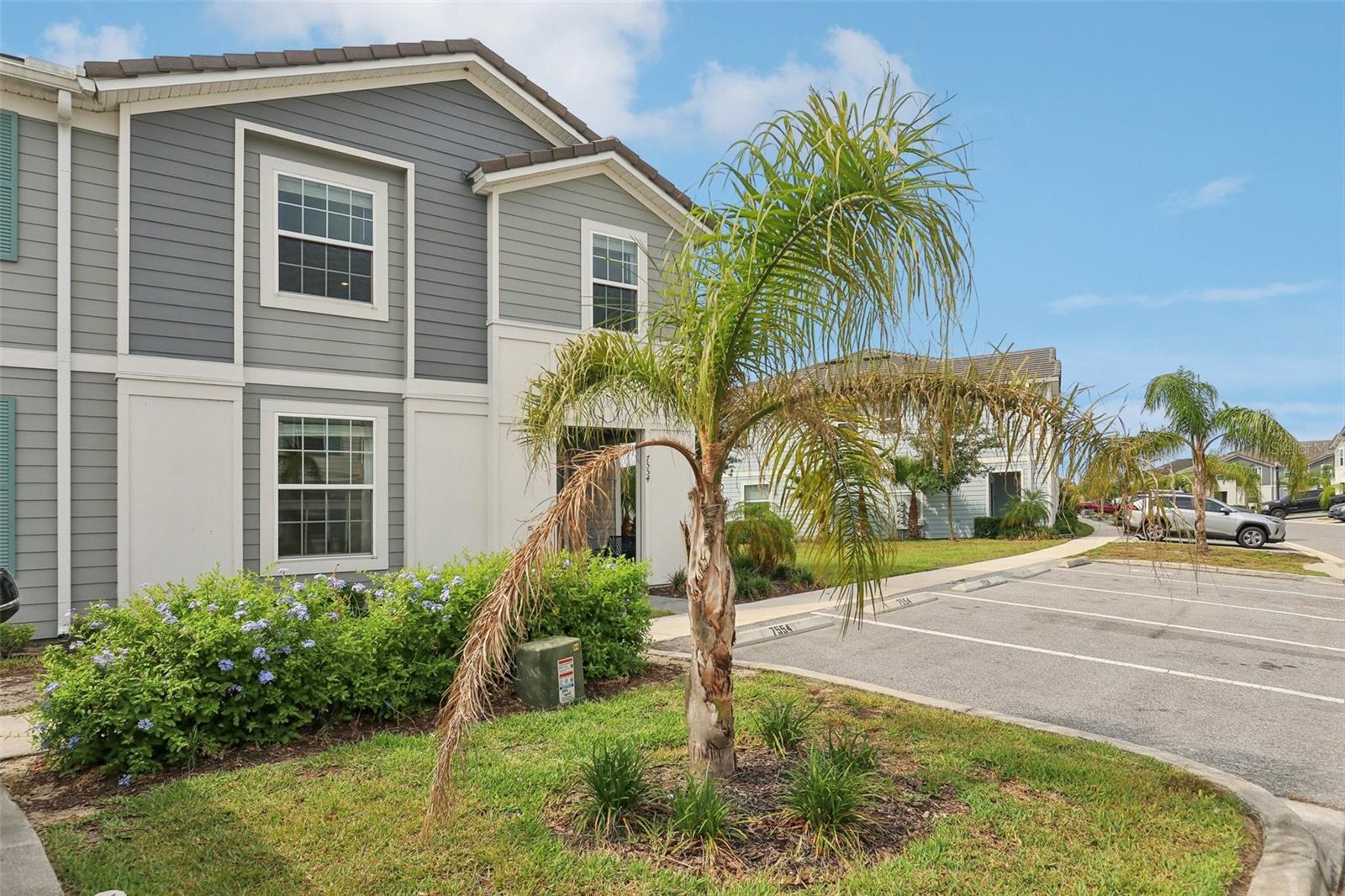 7554 OAK SPRING LANE
