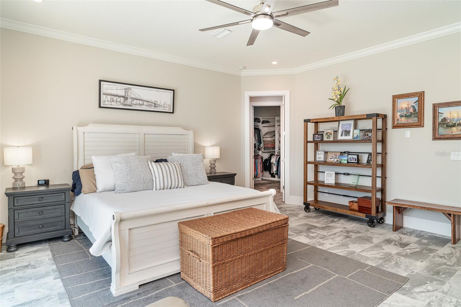 SANCTUARY COVE - Residential