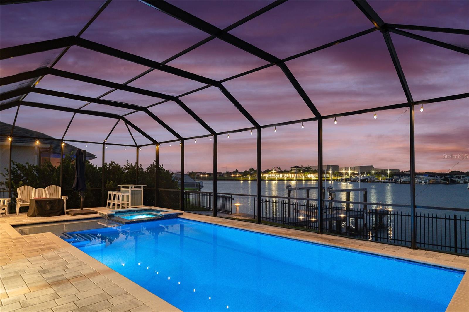 SANCTUARY COVE - Residential