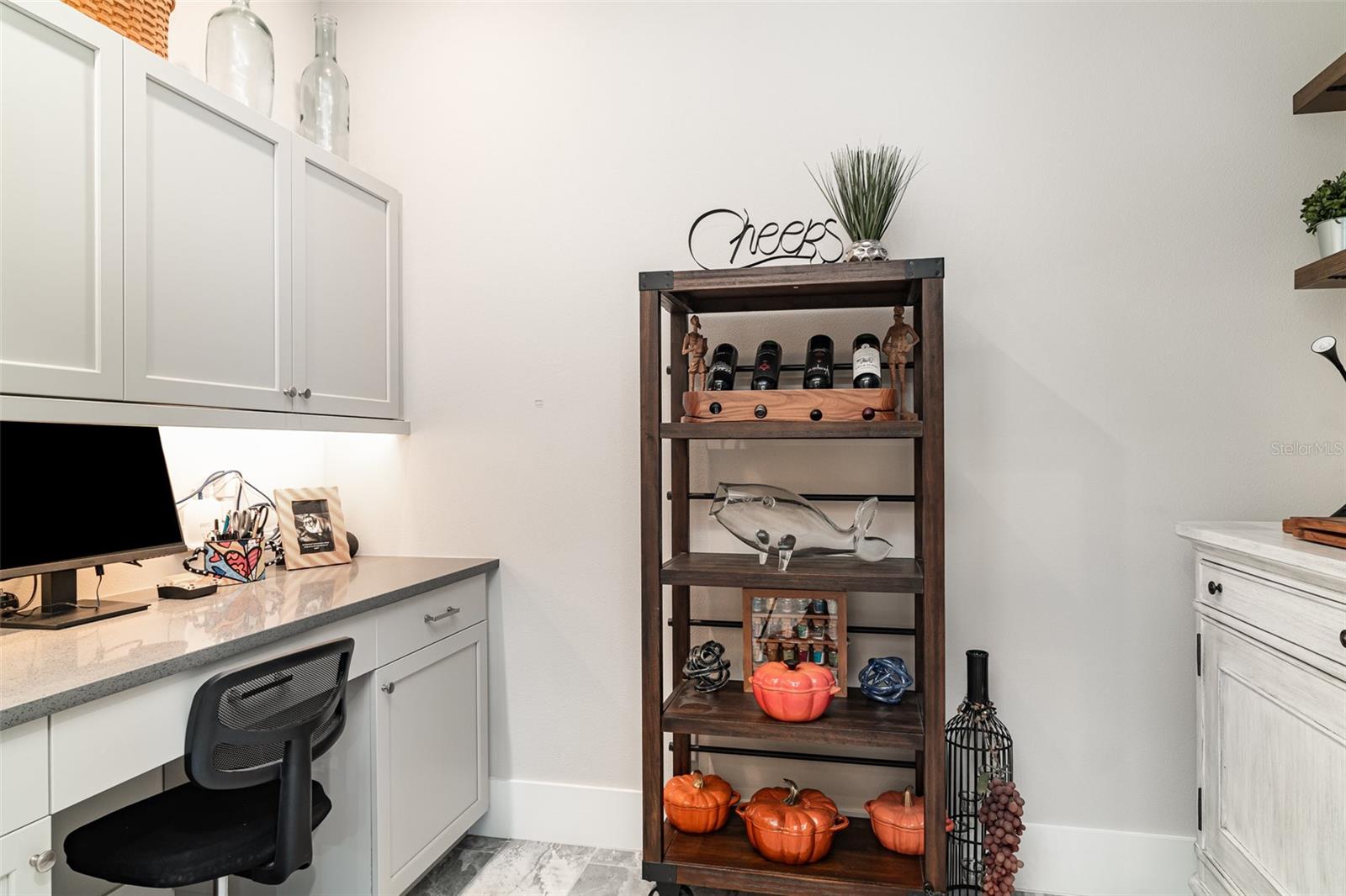 SANCTUARY COVE - Residential