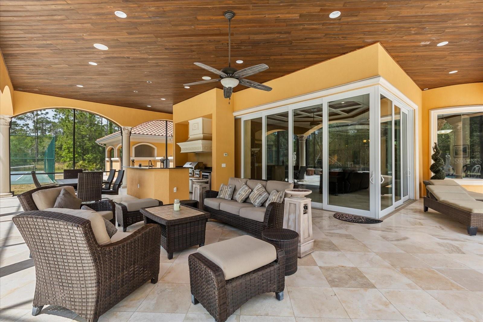 HAPPY TRAILS UNIT 5 - Residential