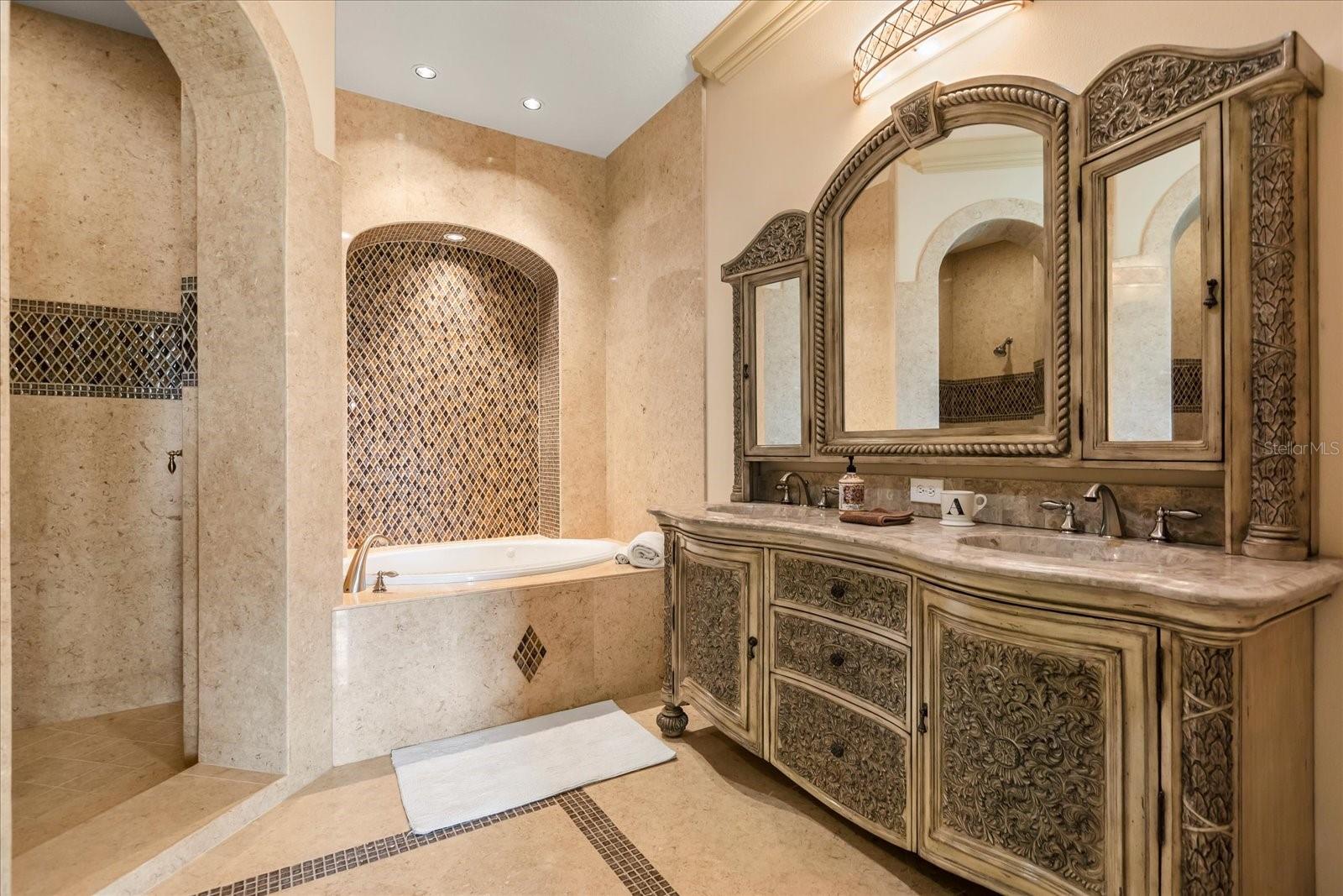 HAPPY TRAILS UNIT 5 - Residential