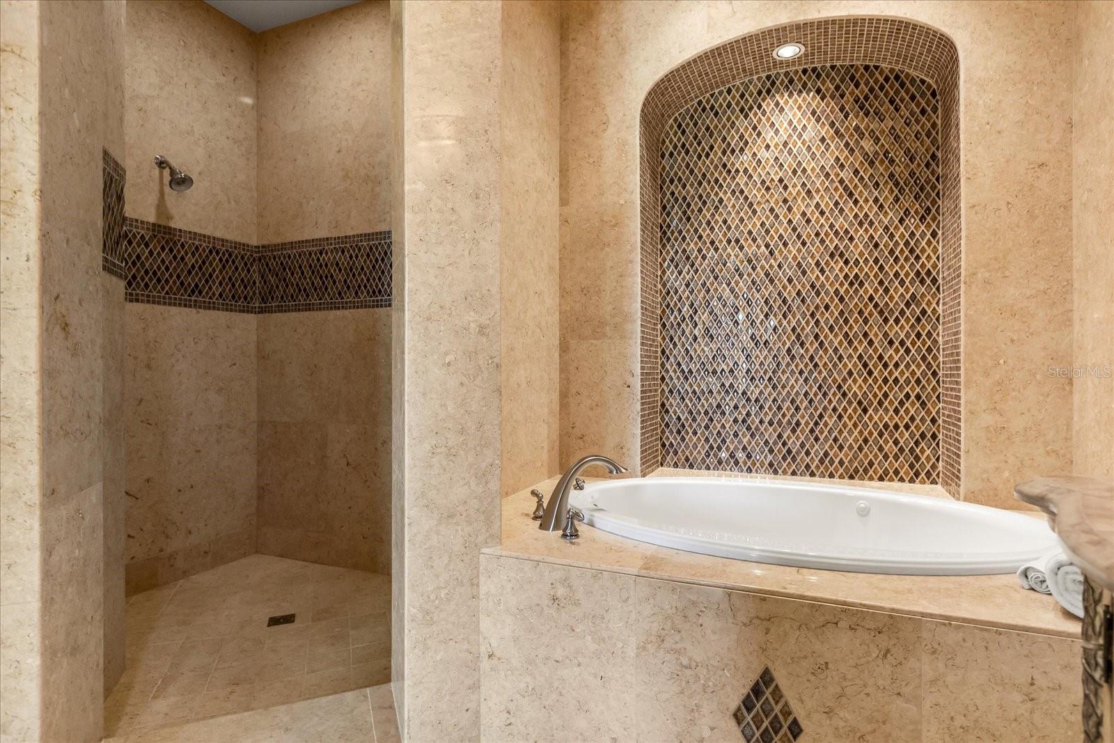 HAPPY TRAILS UNIT 5 - Residential