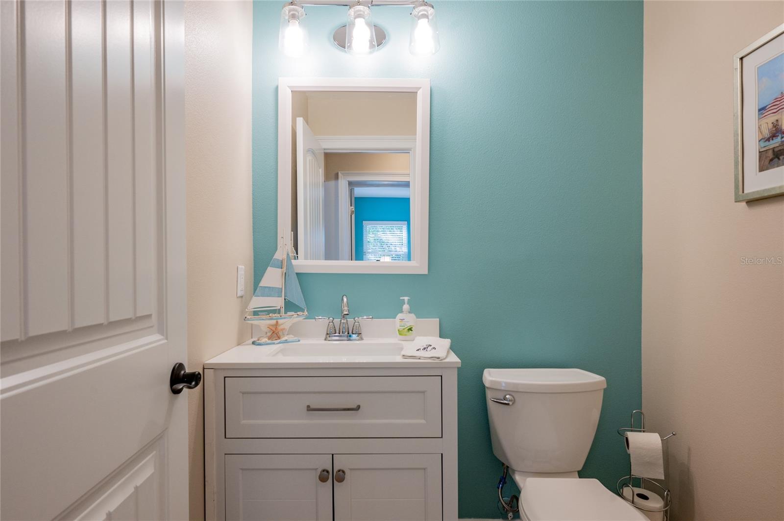 BAY PALMS - Residential