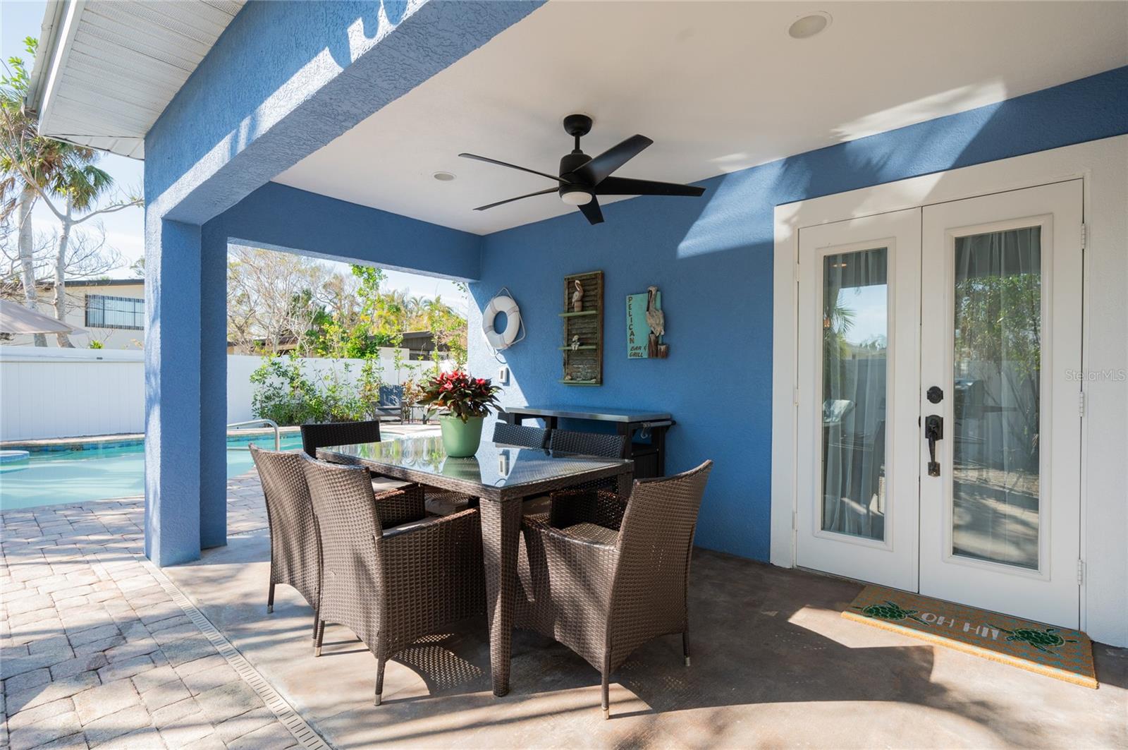 BAY PALMS - Residential