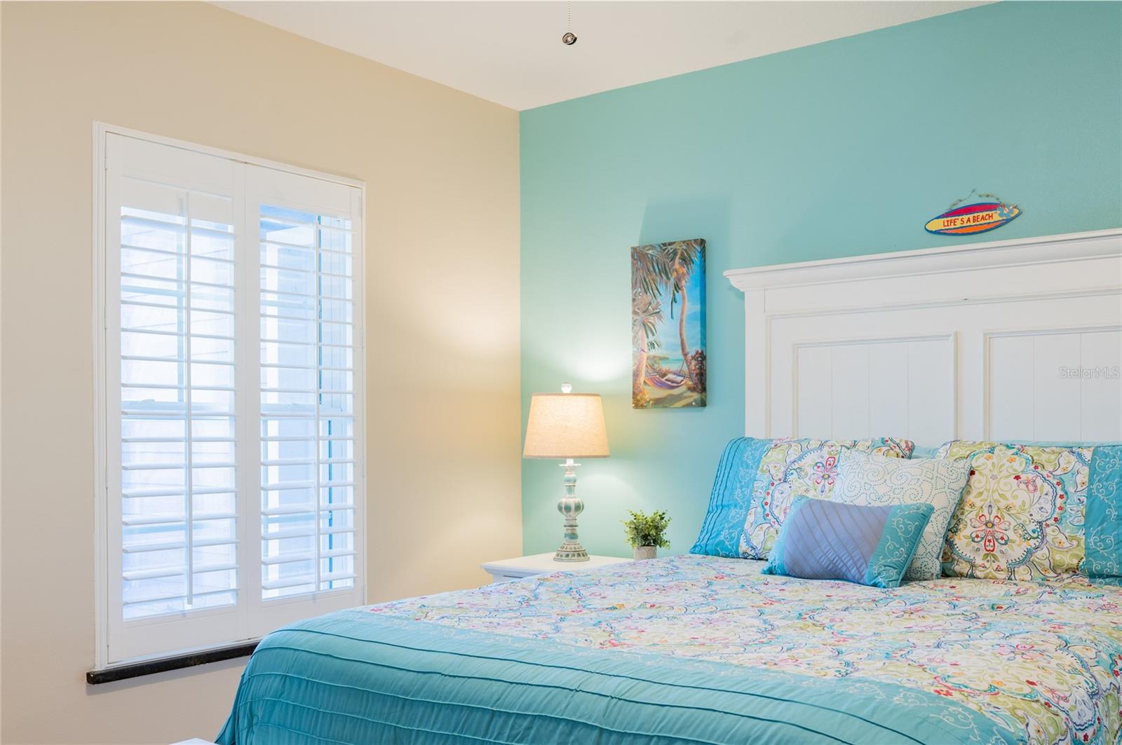 BAY PALMS - Residential