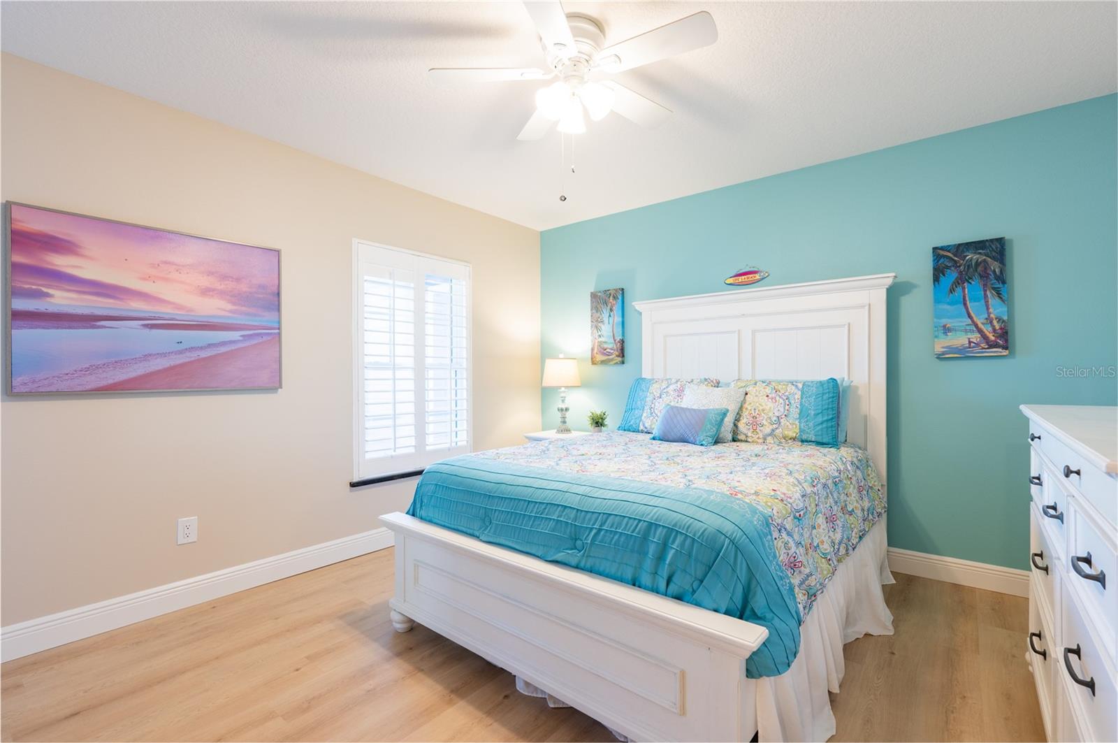 BAY PALMS - Residential