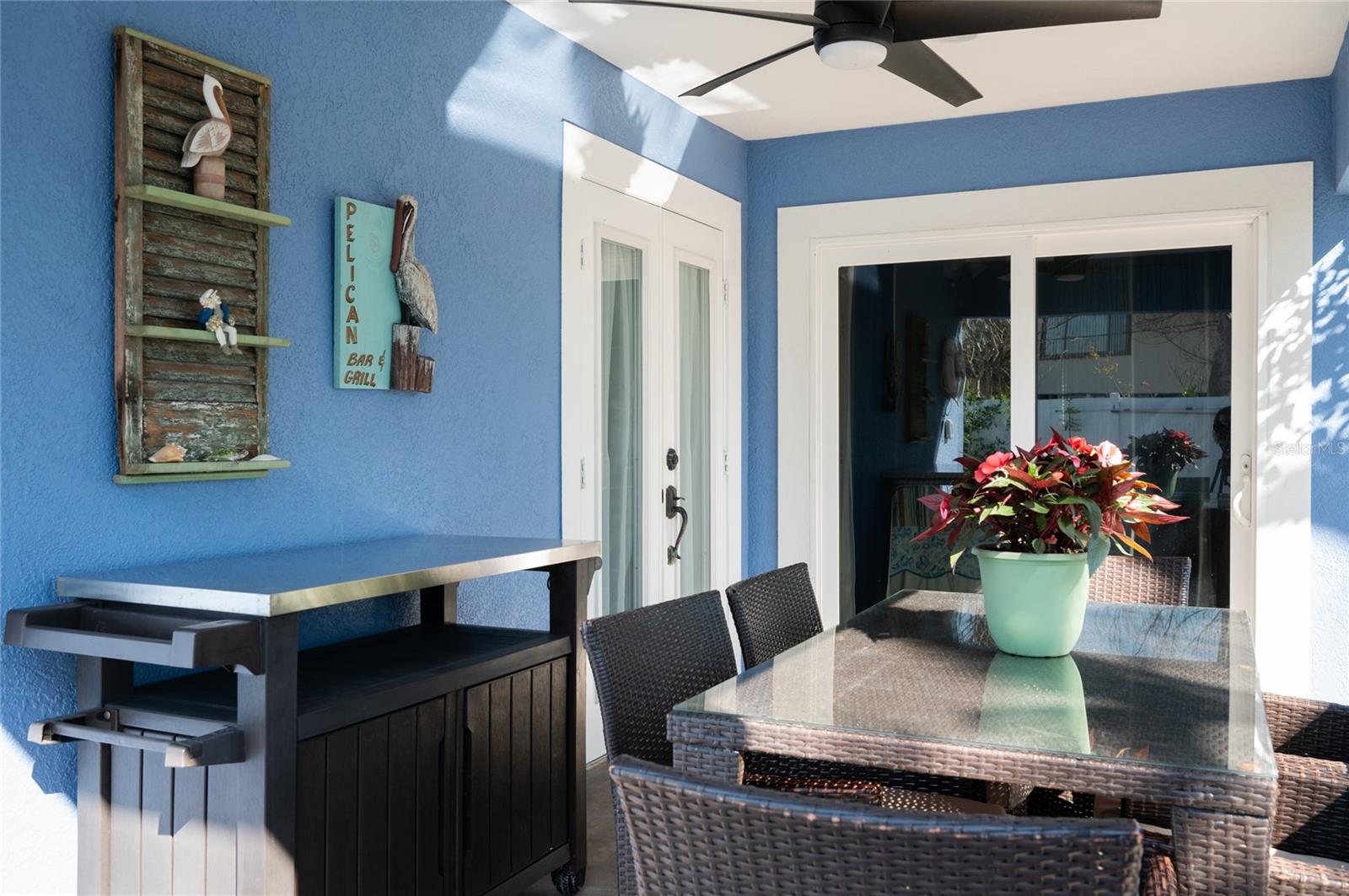 BAY PALMS - Residential