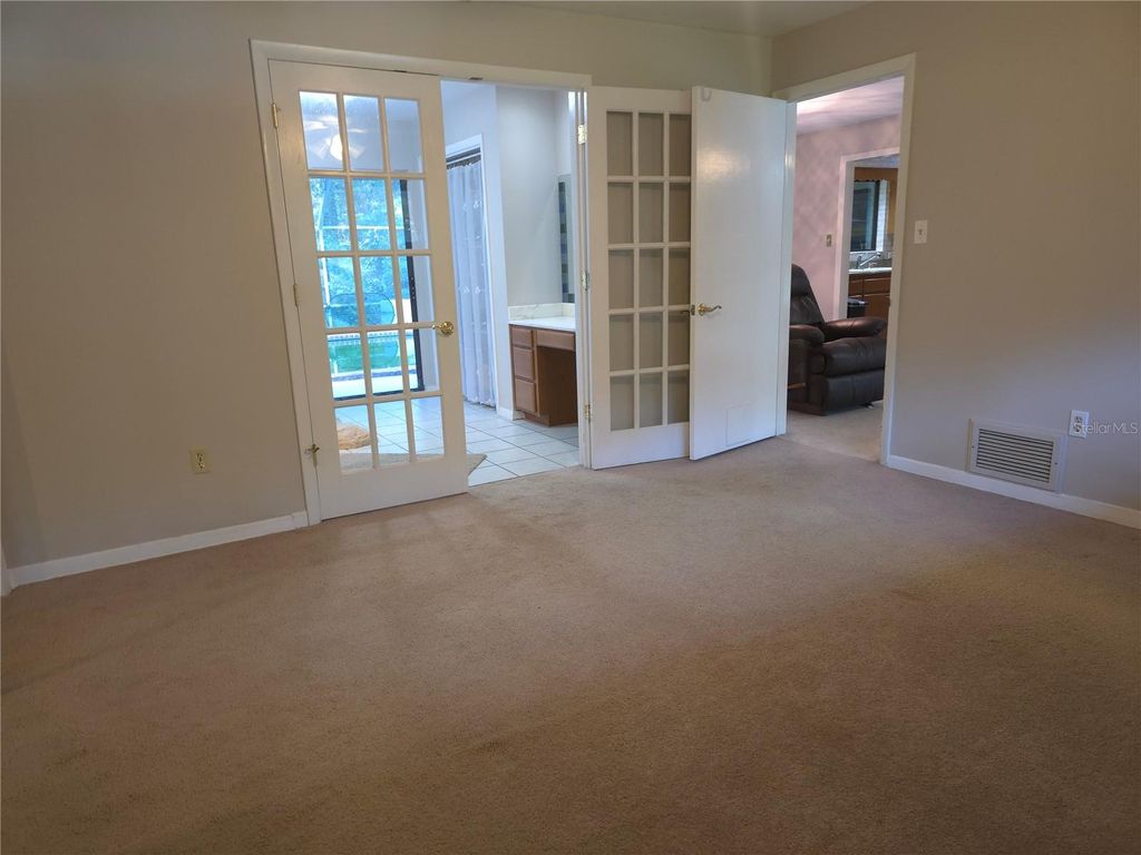 Photo of 6706 NW 18 Avenue, Gainesville, FL 32605 (MLS # GC534929)