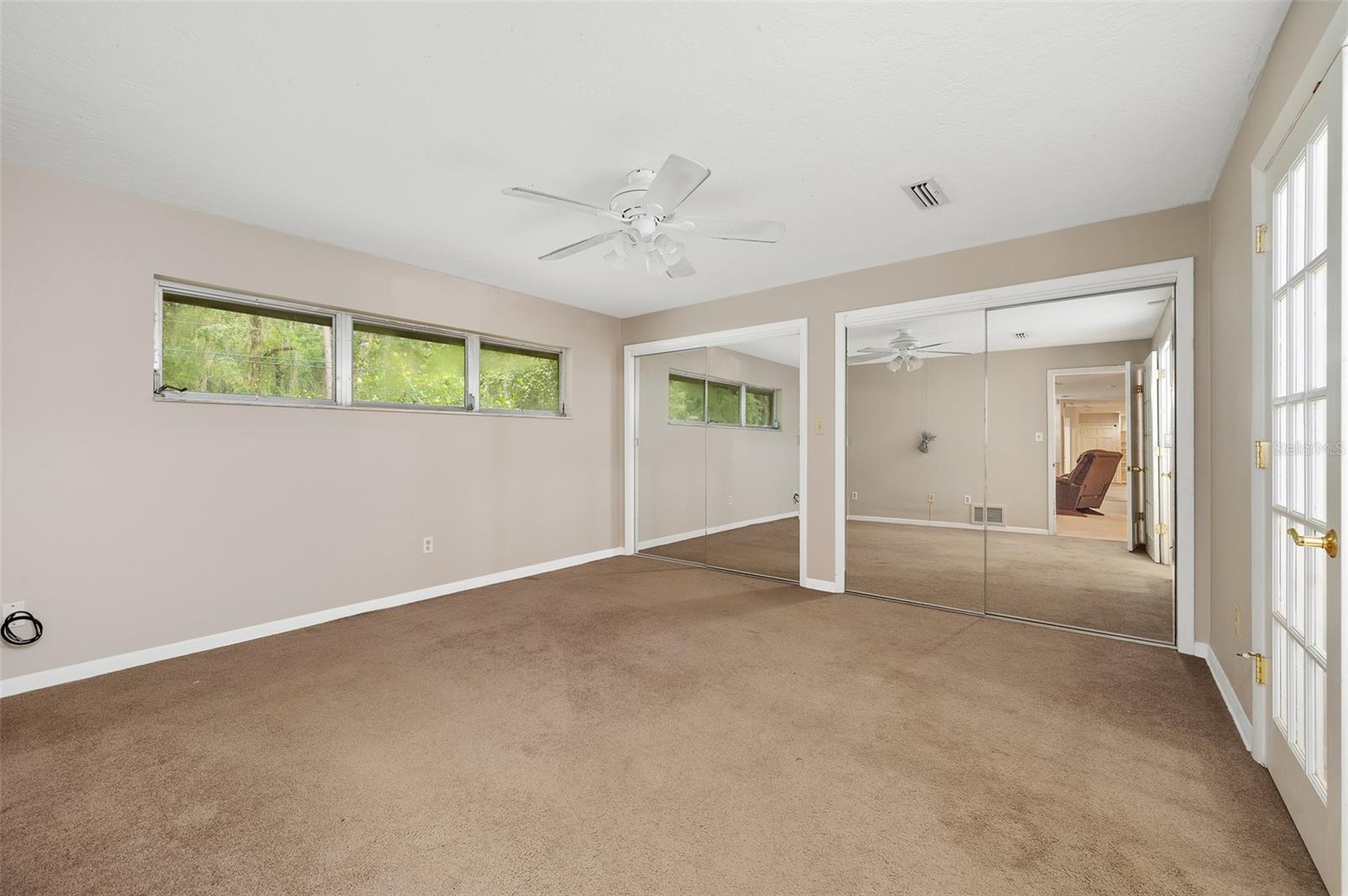 UNIVERSITY ACRES - Residential