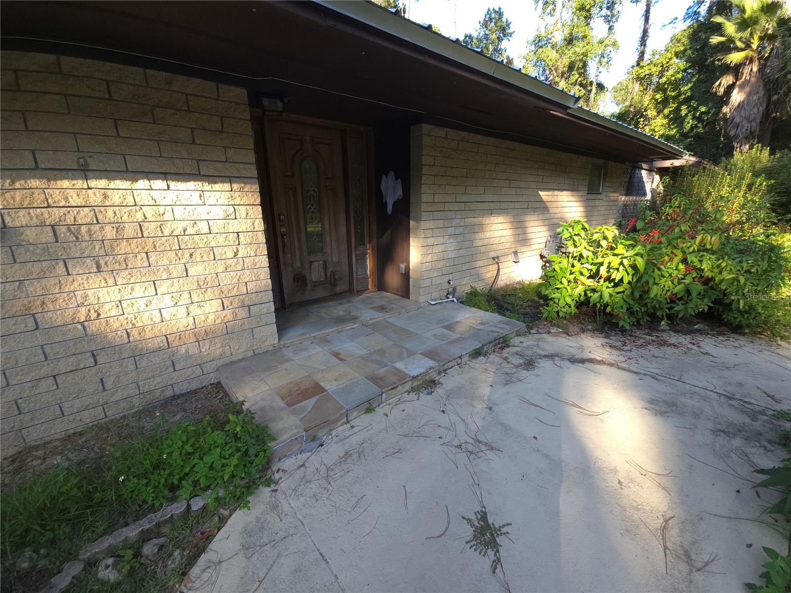 UNIVERSITY ACRES - Residential