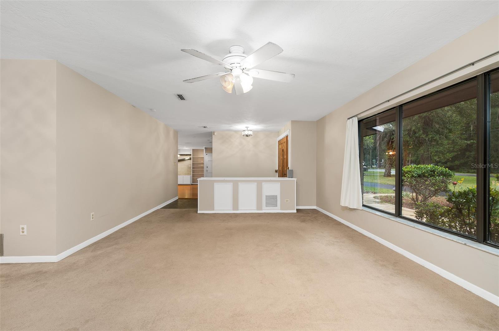 UNIVERSITY ACRES - Residential