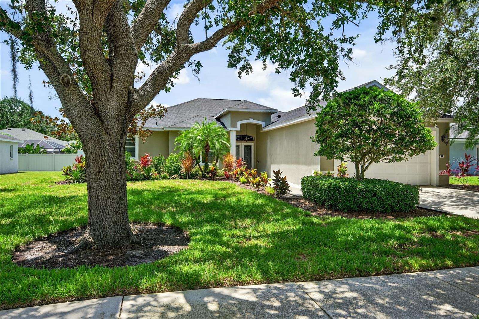 Where Comfort Meets Convenience -- Welcome to your next chapter in the desirable community of Creekwood in Bradenton. This beautifully maintained 3-bedroom + den, 2-bath home offers 1,824 square feet of open-concept living with ceramic tile flooring throughout — no carpet in sight. From the moment you step inside, the layout invites you to relax, entertain, and enjoy every inch of your space. Everyone will love the seamless kitchen-to-living connection, perfect for hosting gatherings or keeping an eye on the game while cooking dinner. Step out back to a fully fenced backyard enclosed by durable vinyl privacy fencing. Peace of mind comes standard with a 6-year-old roof (2019), 9-year-old A/C (2015), and a 7-year-old water heater (2018). Bonus: low annual HOA fees and NO CDD fees keep monthly costs low. BONUS for Qualified Buyers: This home features an assumable VA loan with an ultra-low interest rate, offering a rare opportunity to save significantly on monthly payments — a massive advantage in today's market. Ask your agent for details on eligibility and how to apply.
Living in Creekwood means more than just a great home — you’ll also enjoy access to a community pool, tennis and basketball courts, and a dog-friendly atmosphere and dog park. Plus, you're just minutes to I-75, shopping at UTC, dining, and a short drive to some of Florida’s most stunning Gulf beaches.
Whether you're upsizing, downsizing, or right-sizing, this home checks all the boxes. Don’t miss your chance to own a move-in ready home in a prime Bradenton location!