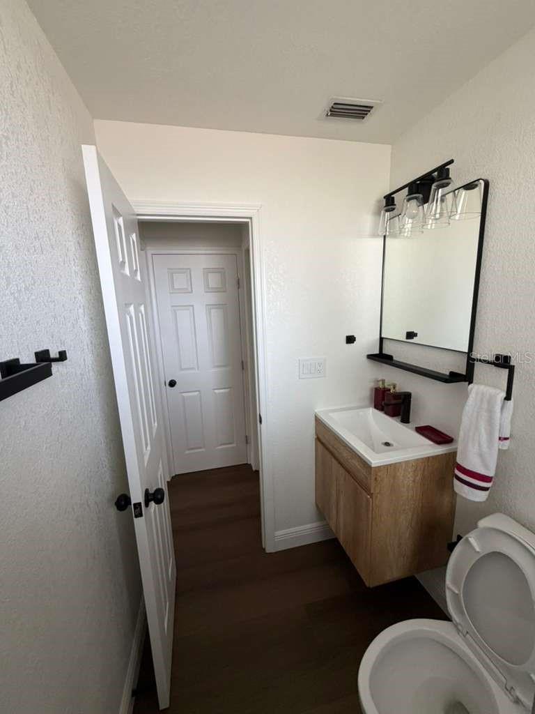 OLDSMAR COUNTRY CLUB ESTATES SEC 1 - Residential