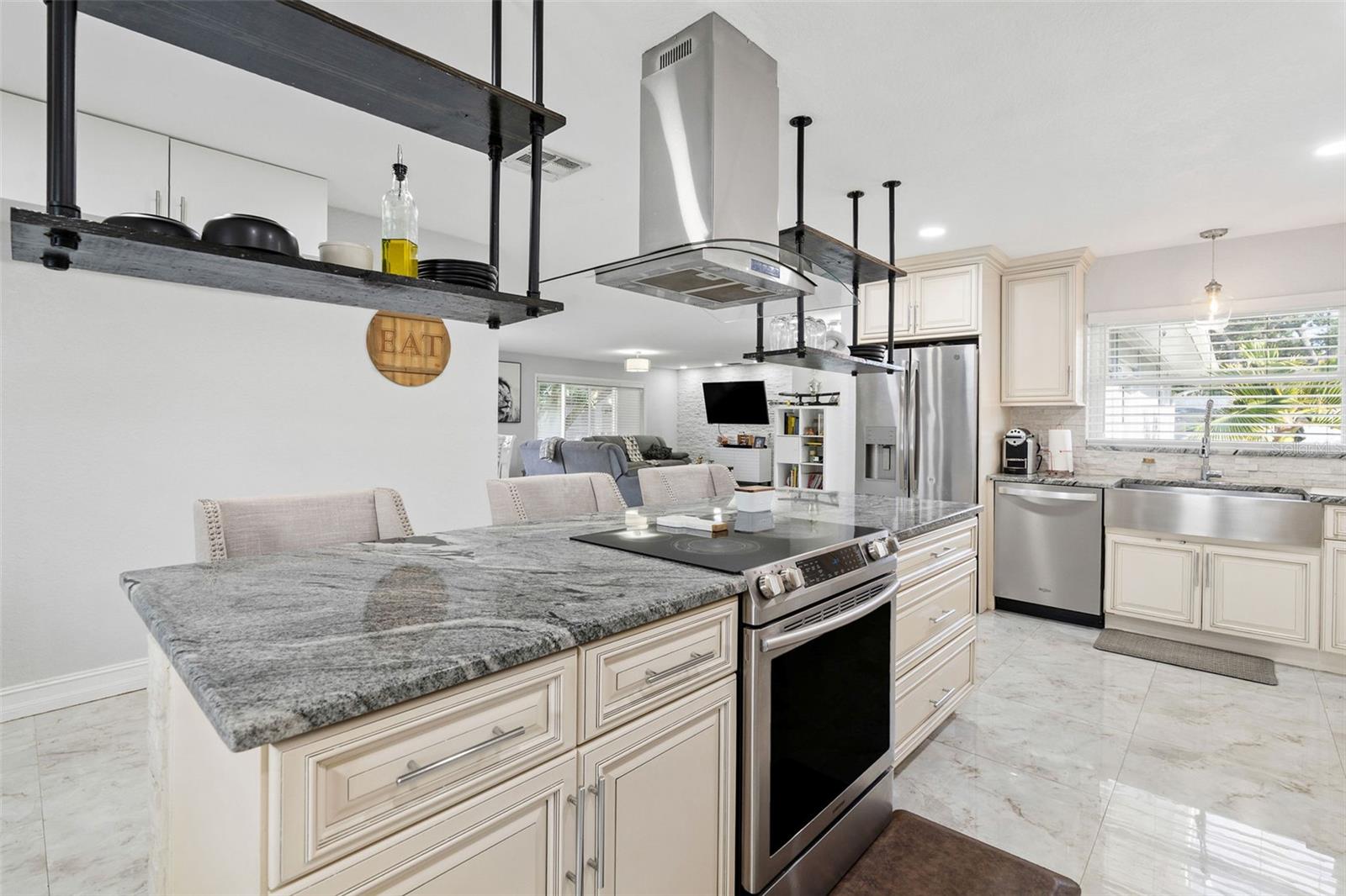 KEENE GROVES - Residential