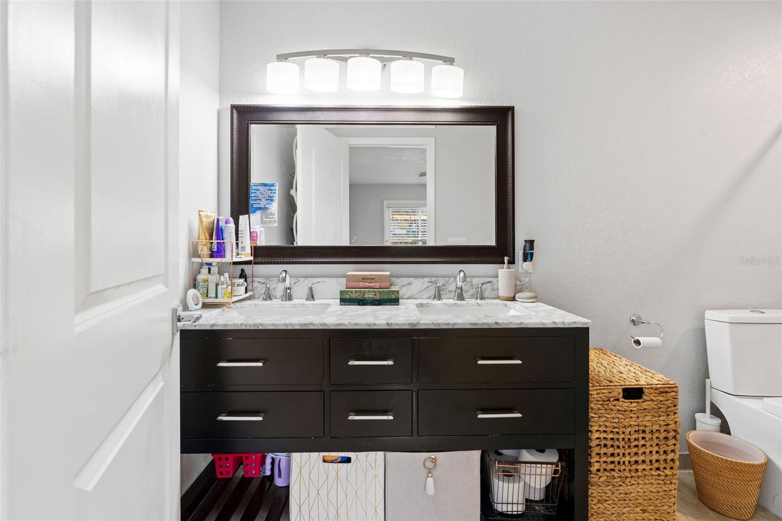 KEENE GROVES - Residential