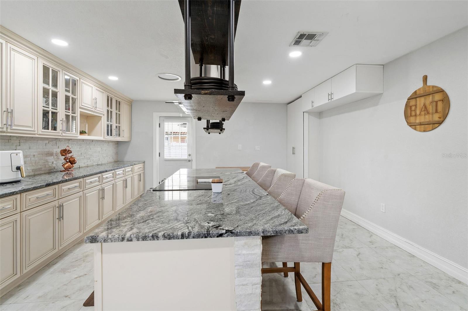 KEENE GROVES - Residential