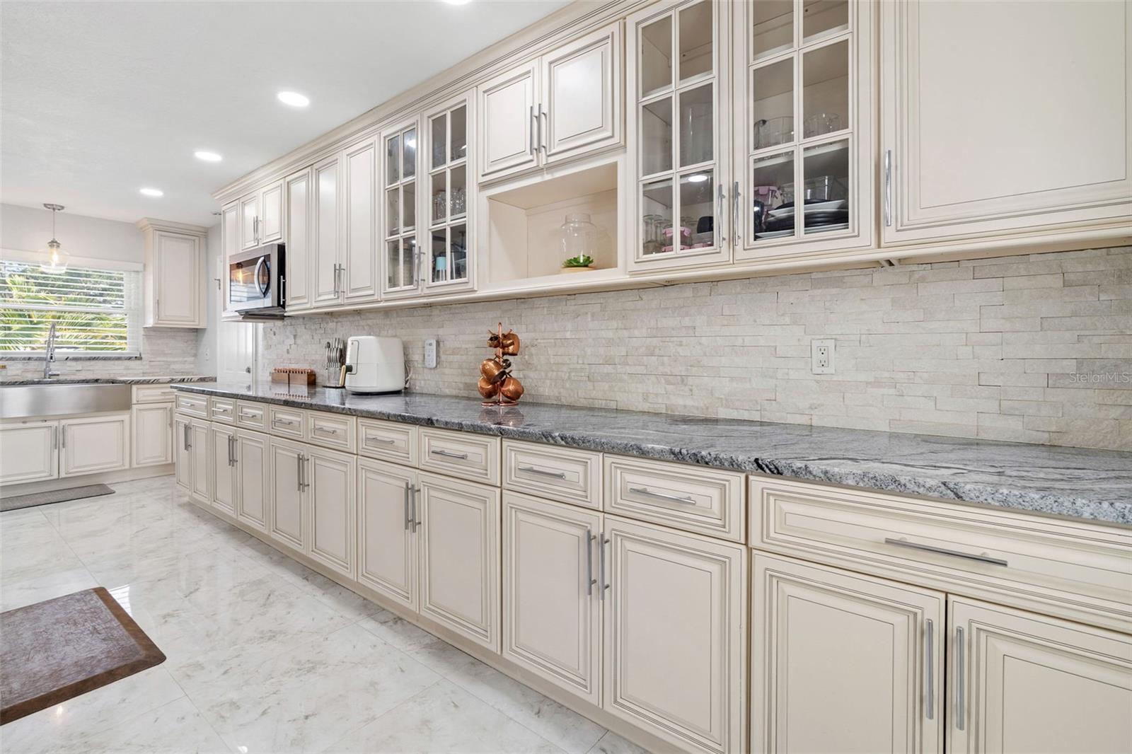 KEENE GROVES - Residential