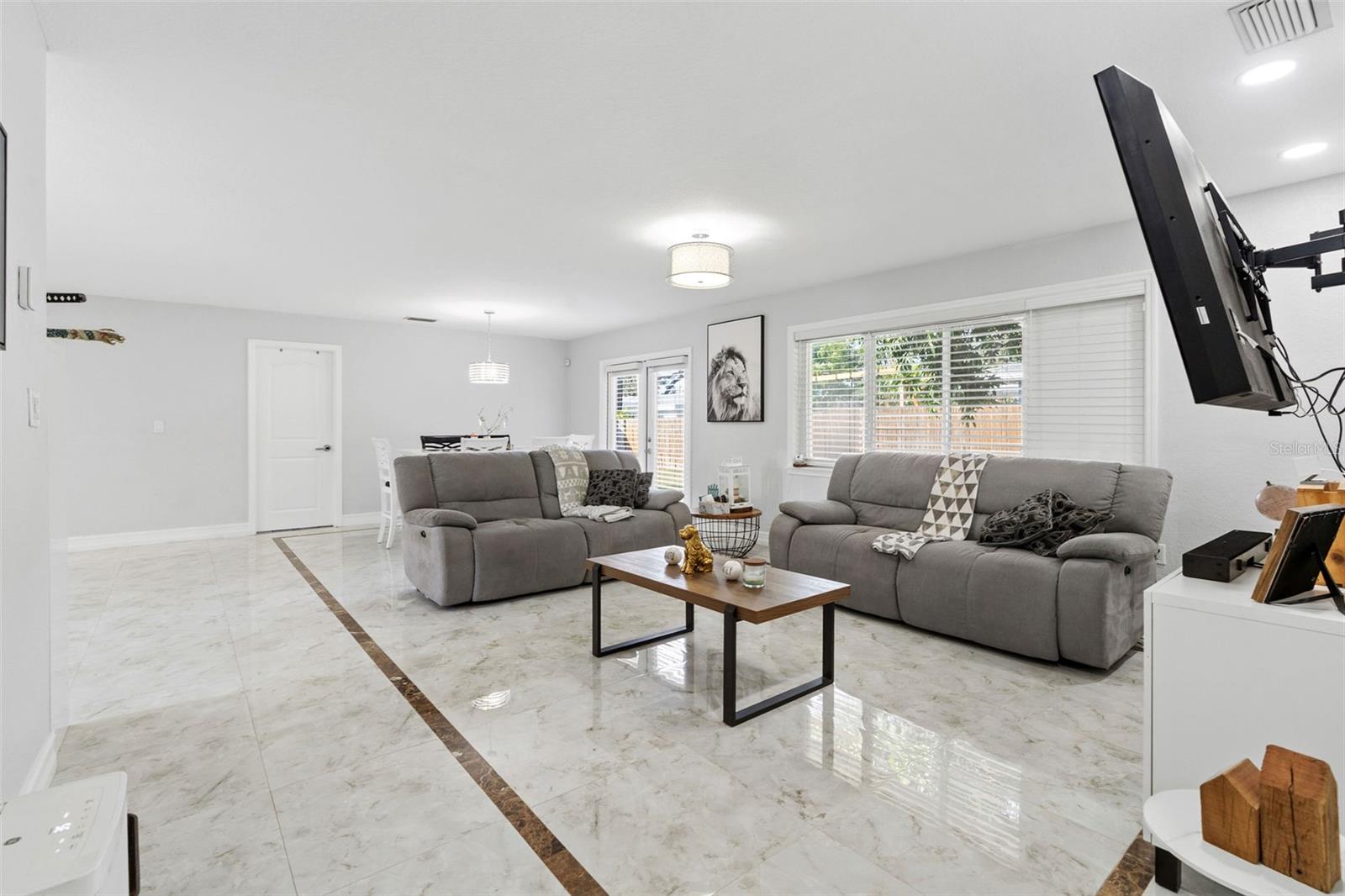 KEENE GROVES - Residential