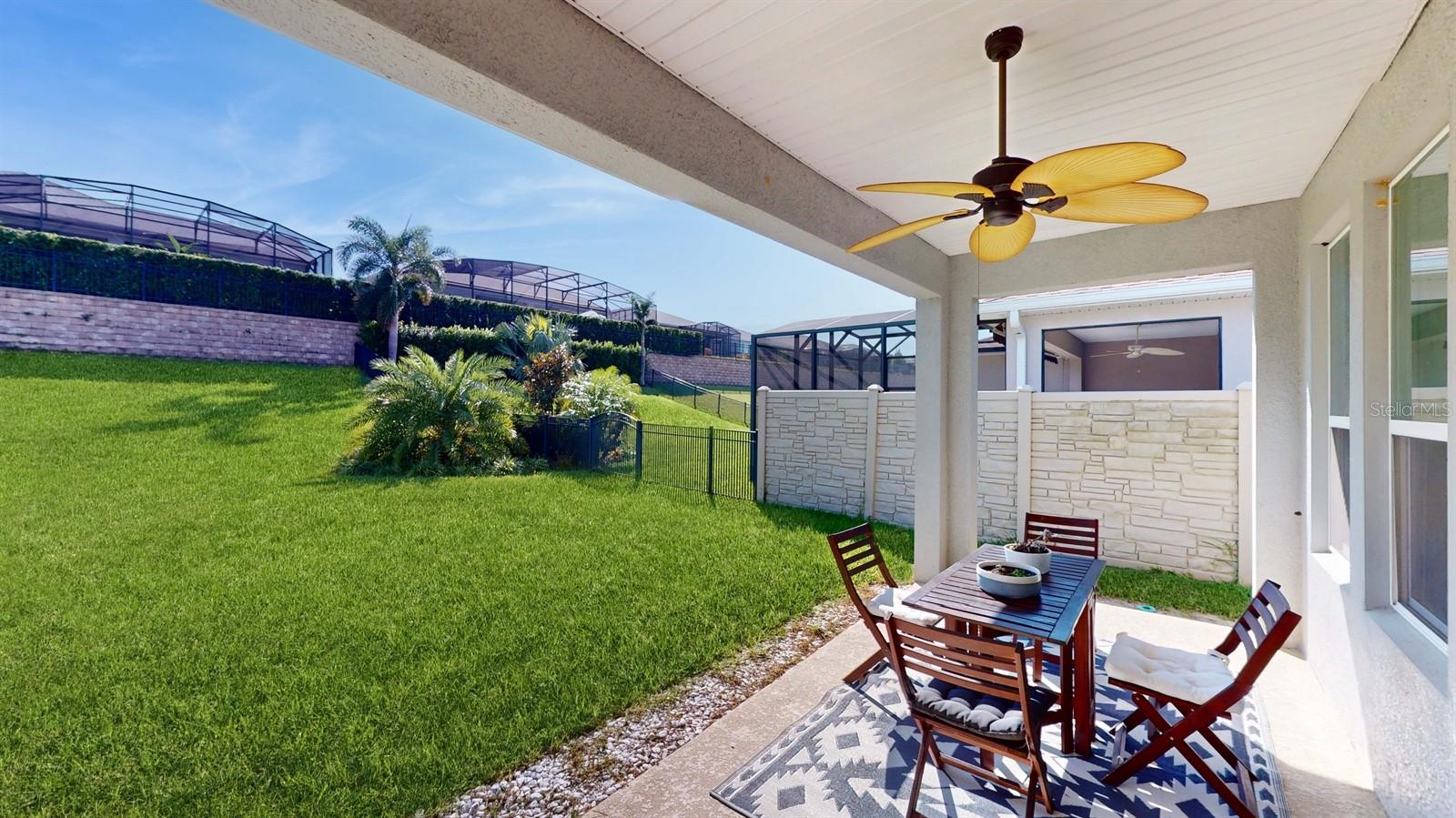 CASCADES OF GROVELAND - Residential