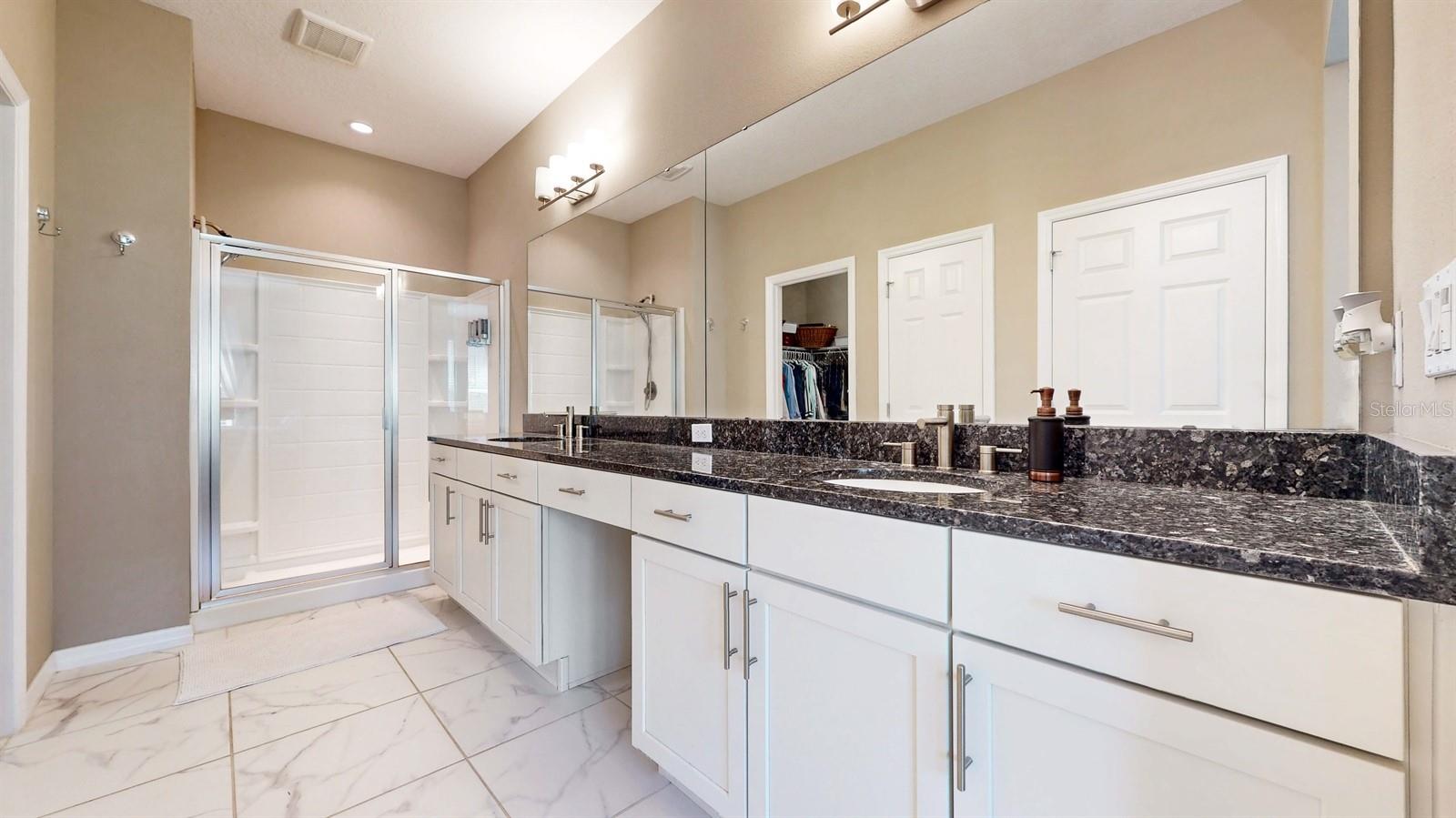 CASCADES OF GROVELAND - Residential