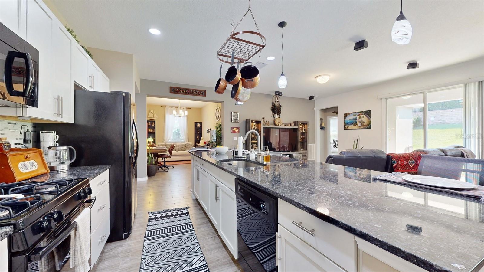 CASCADES OF GROVELAND - Residential