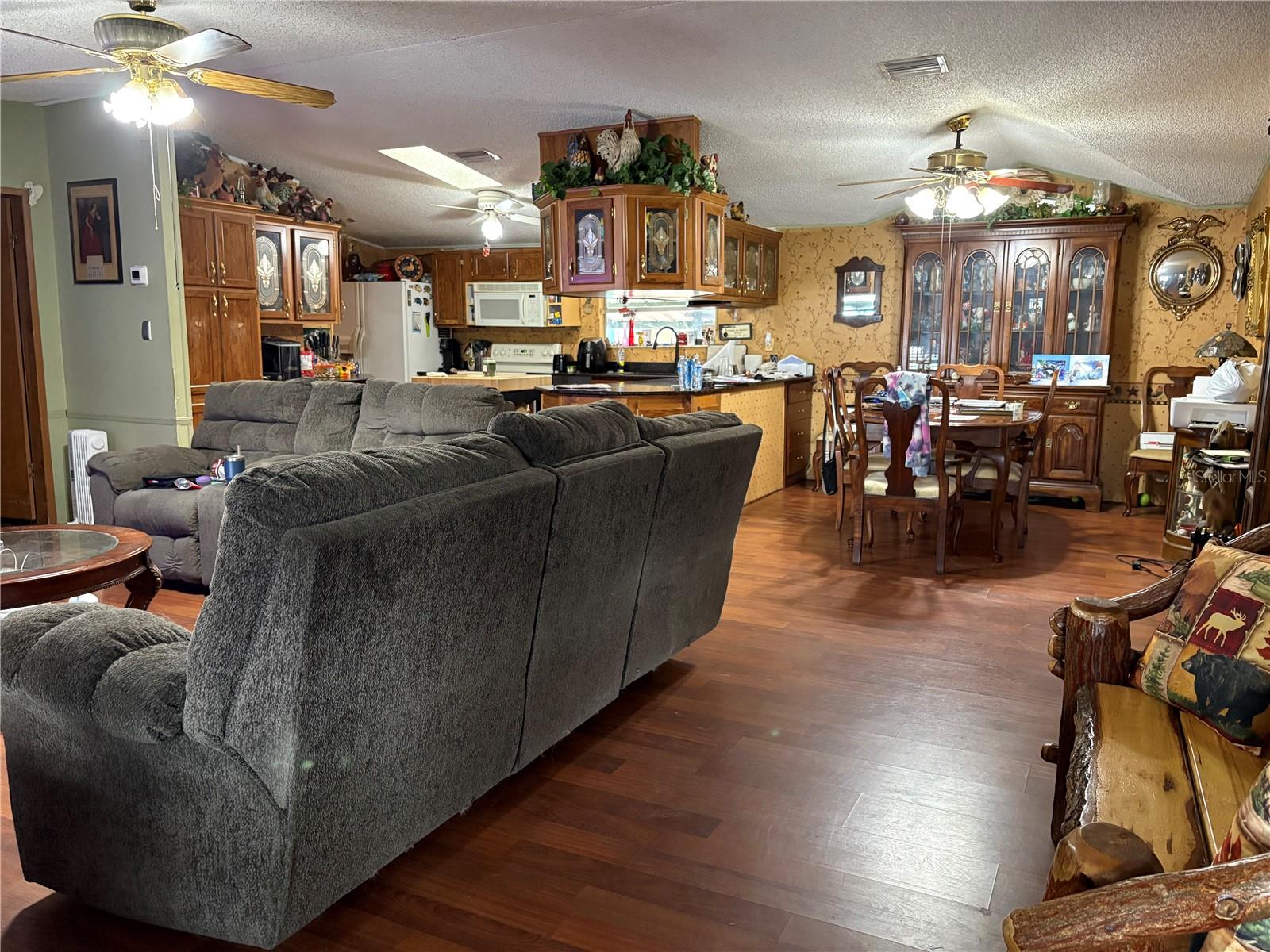 S P G HEIGHTS 1ST ADD - Commercial Sale