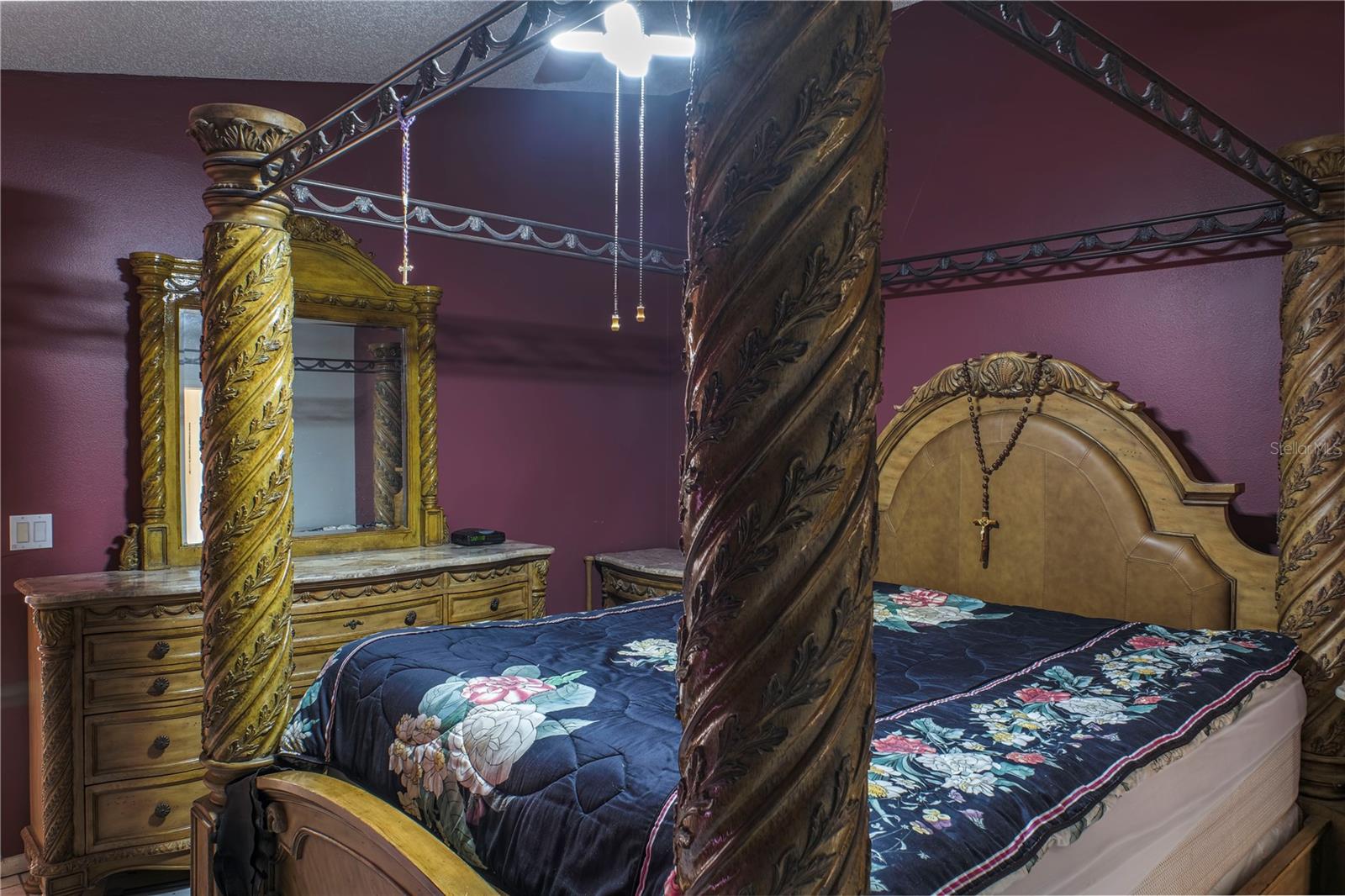 VALENCIA GARDENS SEC 04 - Residential