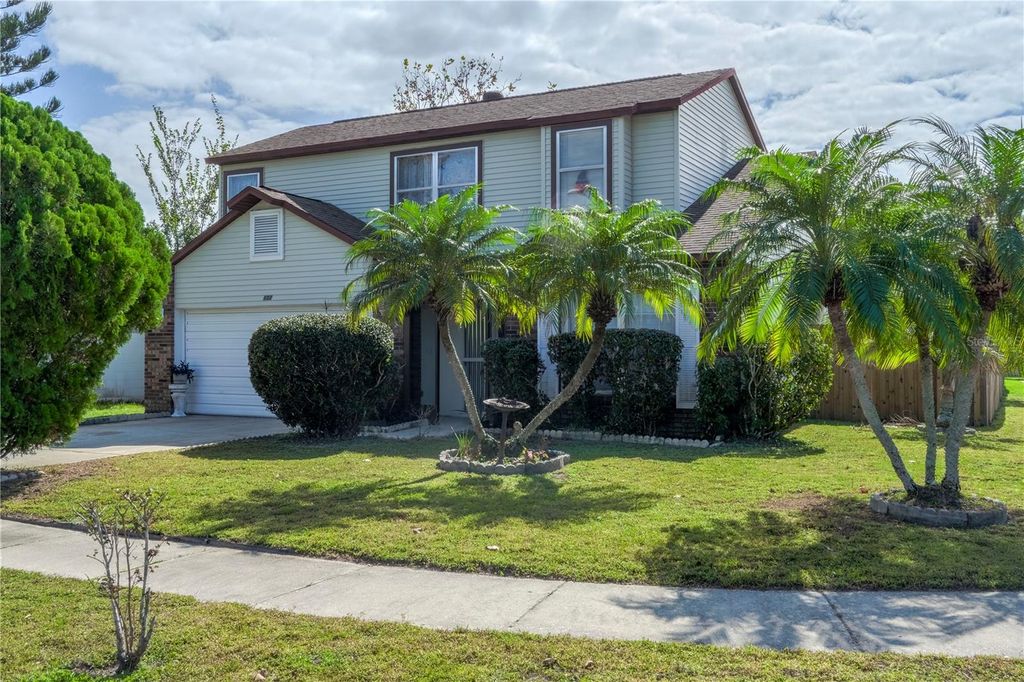Photo of 602 Oak Manor Circle, Orlando, FL 32825 (MLS # O6358367)