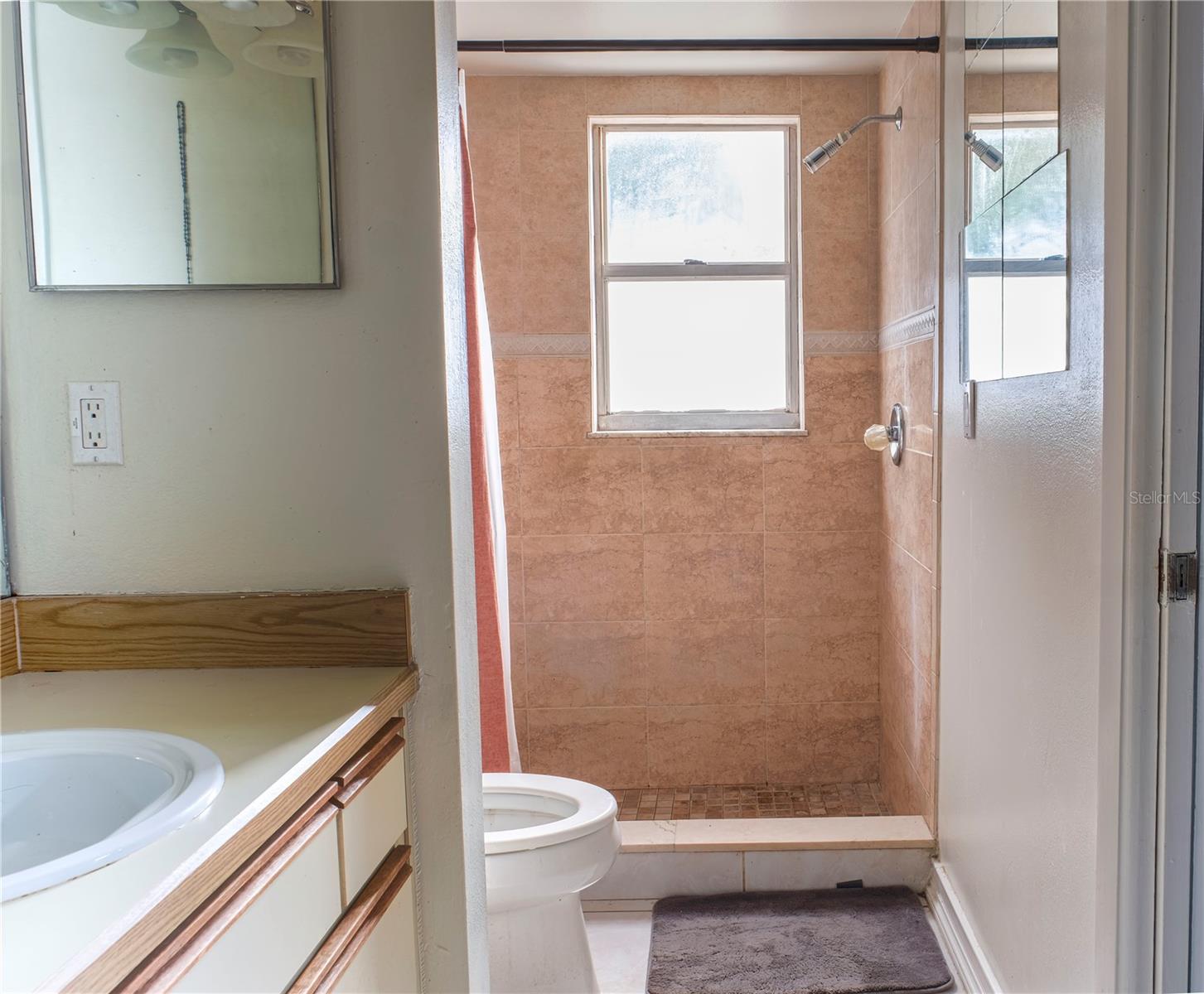 VALENCIA GARDENS SEC 04 - Residential