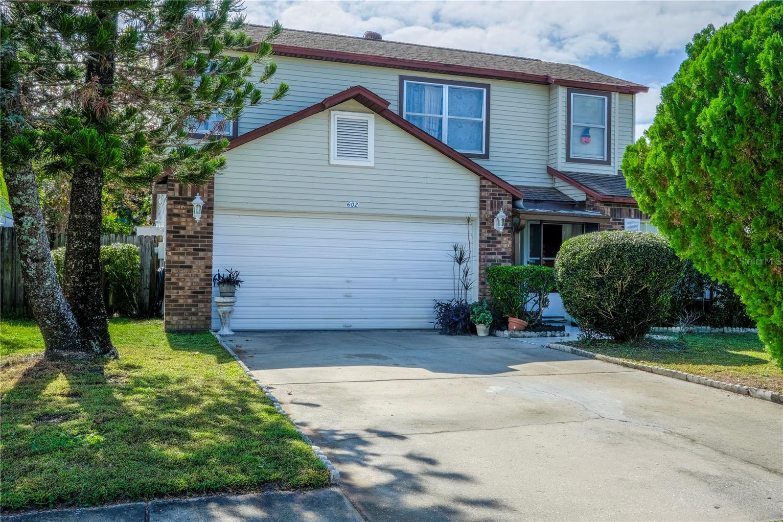 VALENCIA GARDENS SEC 04 - Residential