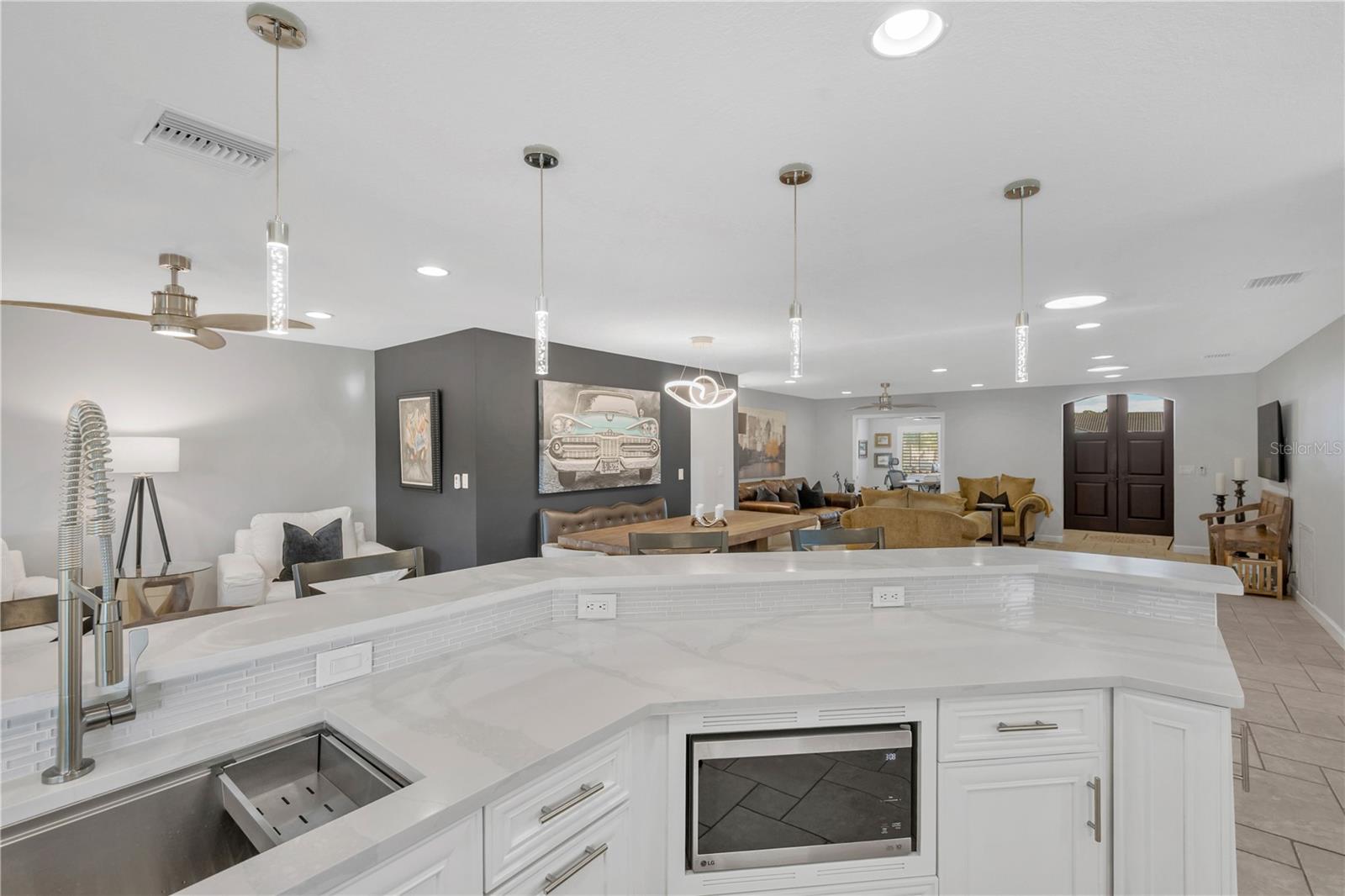 VENETIAN ISLES - Residential