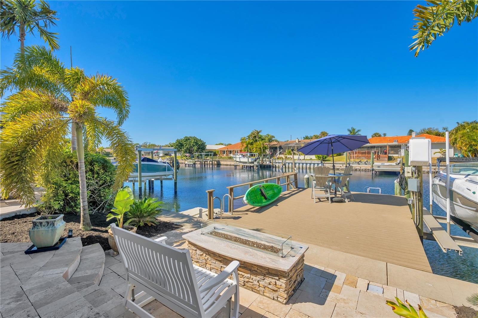 VENETIAN ISLES - Residential