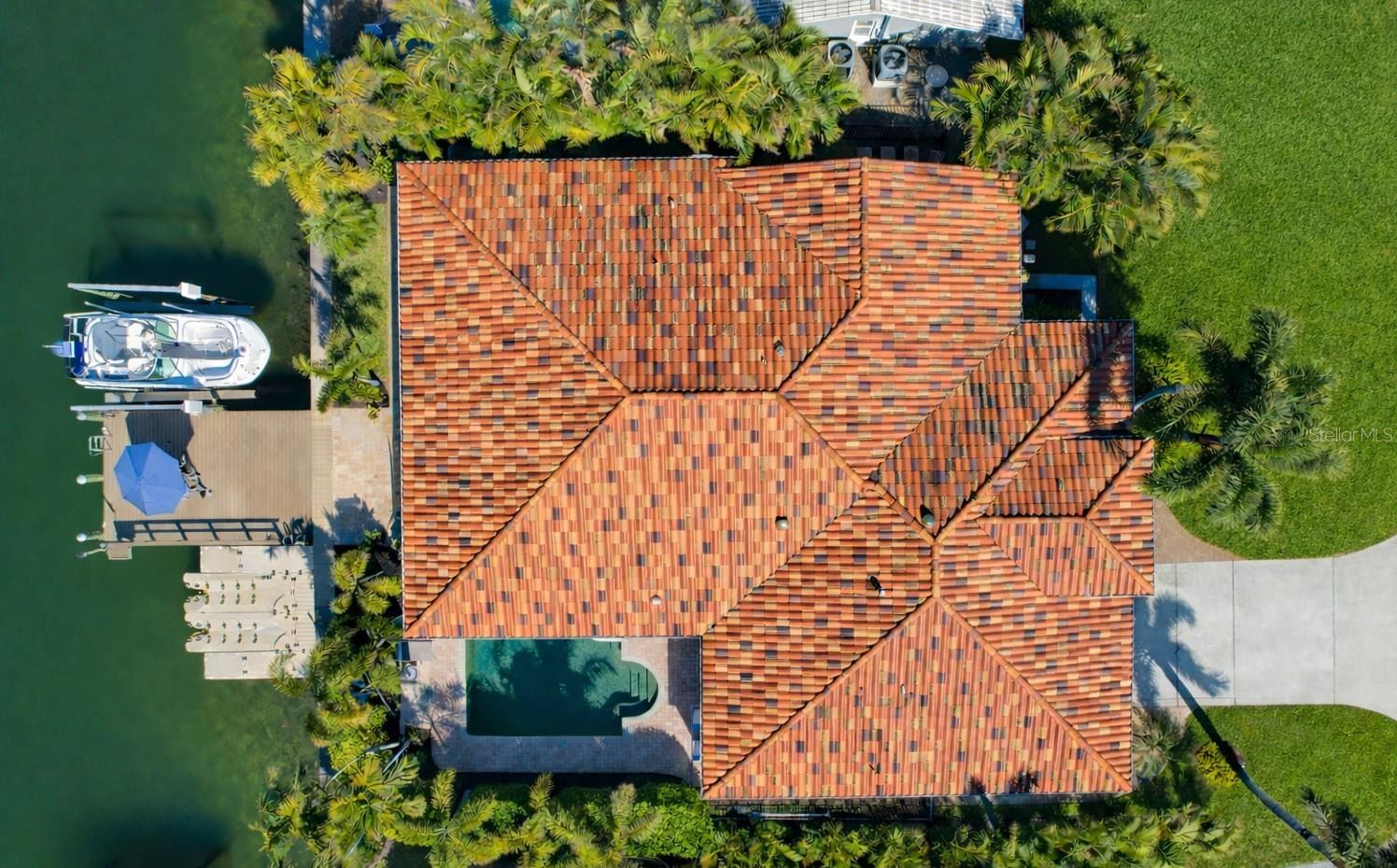 1963 MICHIGAN AVENUE NE