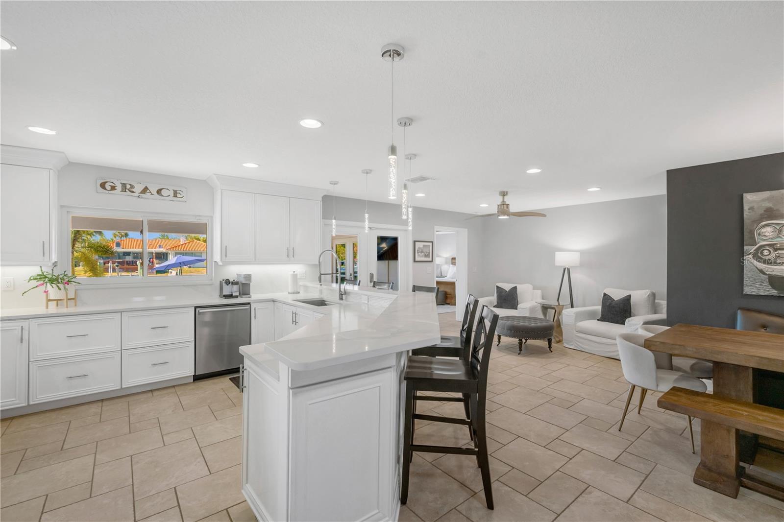 VENETIAN ISLES - Residential