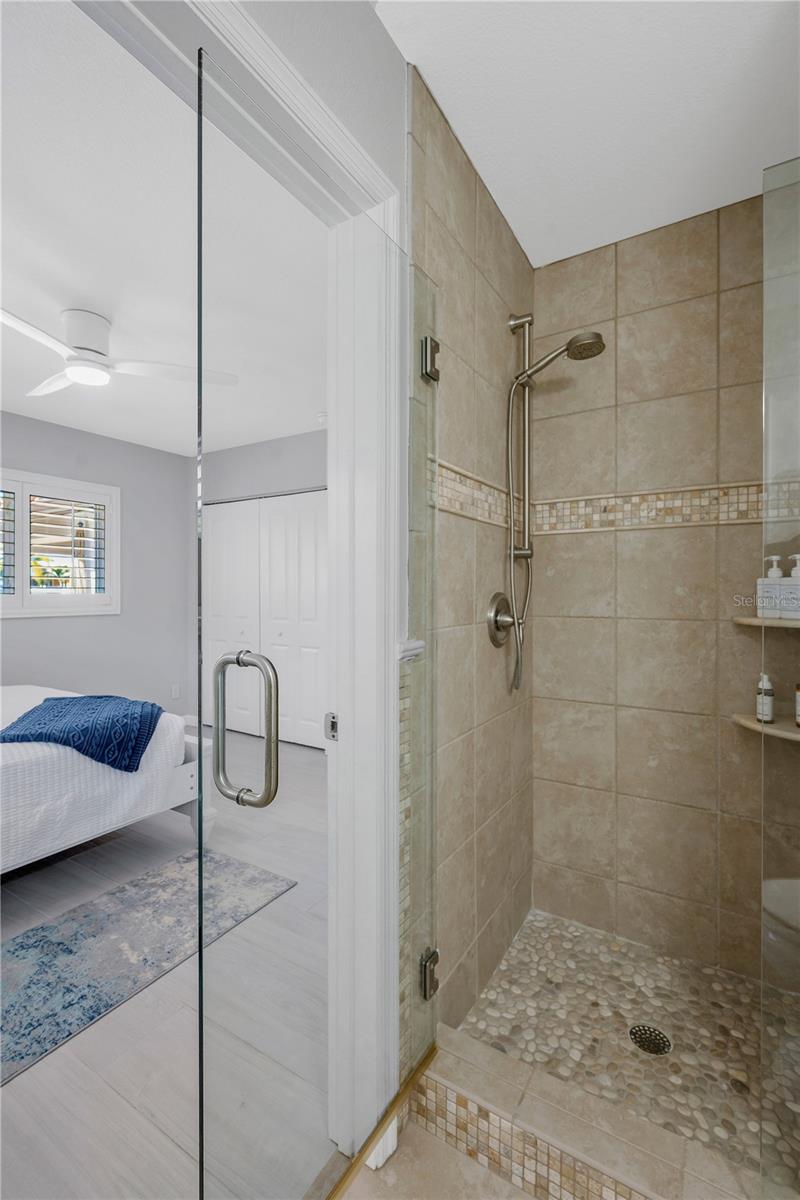 VENETIAN ISLES - Residential