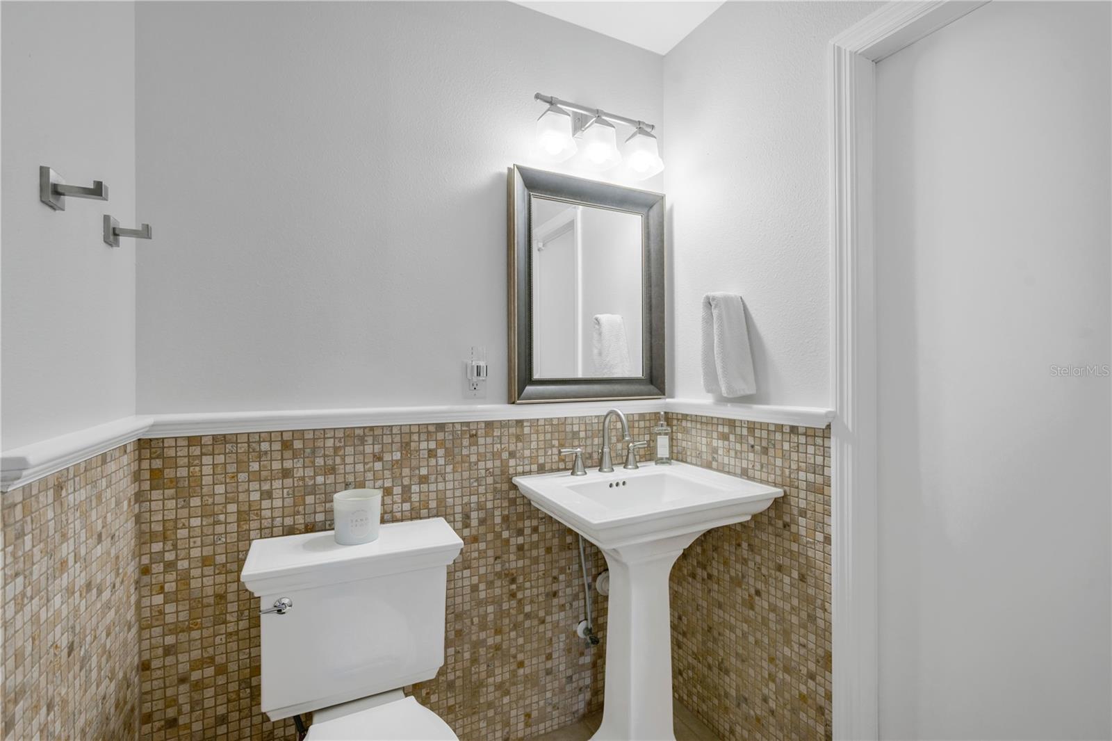 VENETIAN ISLES - Residential